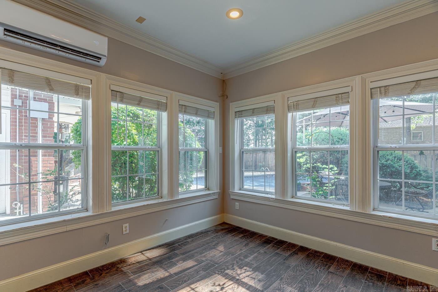2114 Spring Hollow Dr Property Photo 39