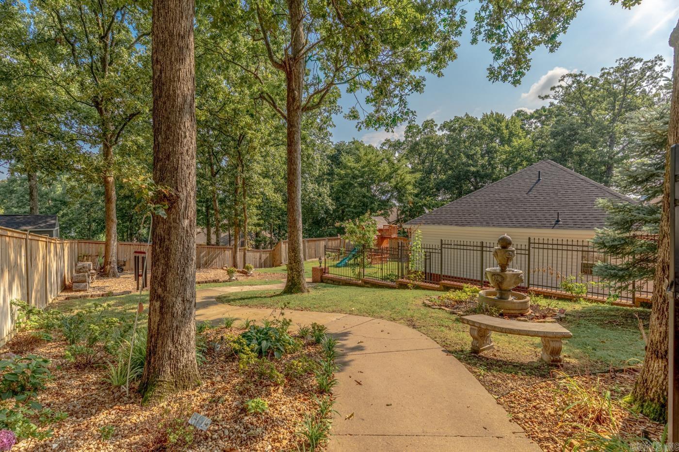 2114 Spring Hollow Dr Property Photo 46