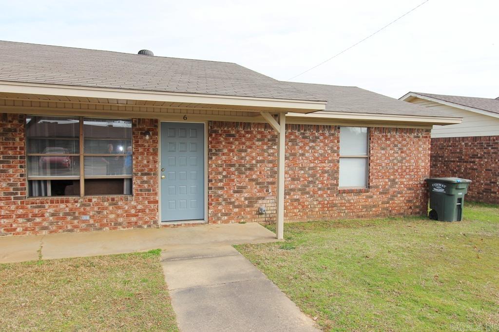 6a-6b Bradley Circle Property Photo 3