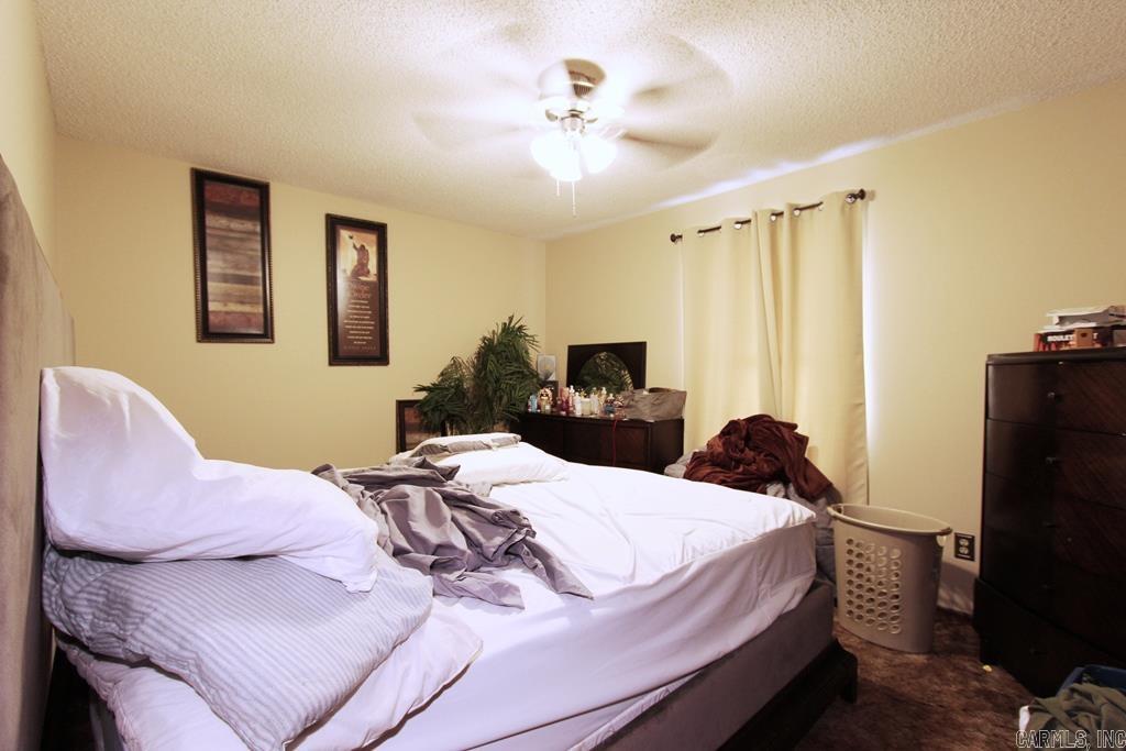 6a-6b Bradley Circle Property Photo 11