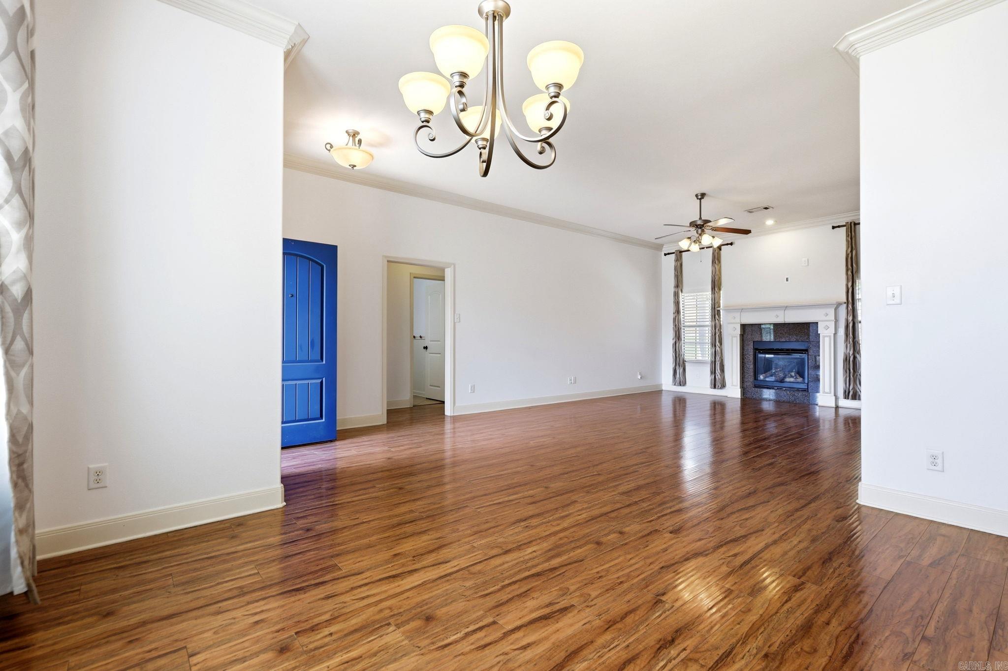 5400 Glenn Cove Property Photo 4