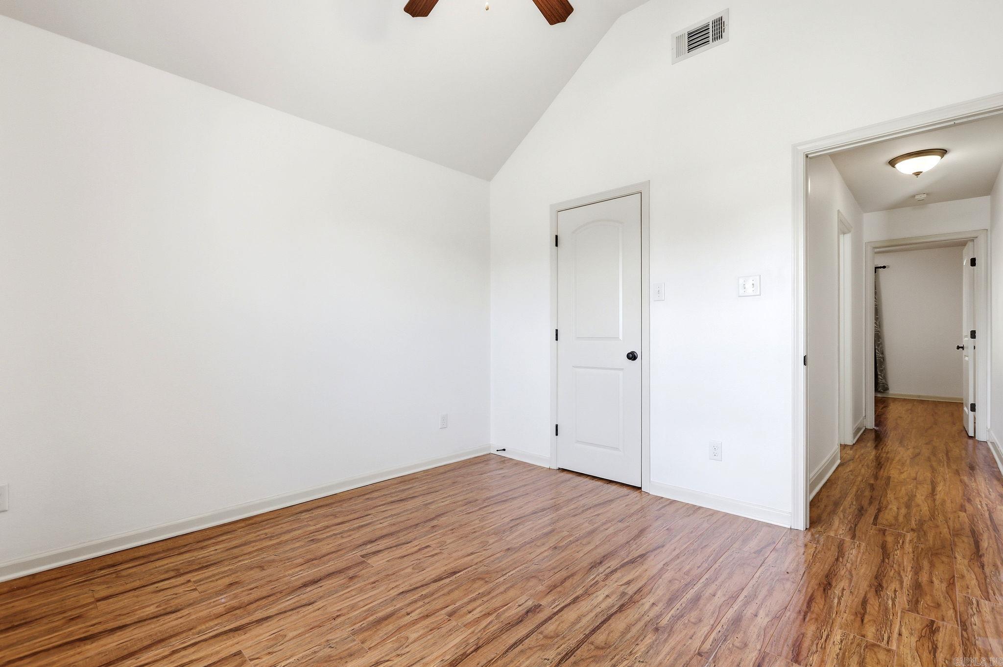 5400 Glenn Cove Property Photo 25