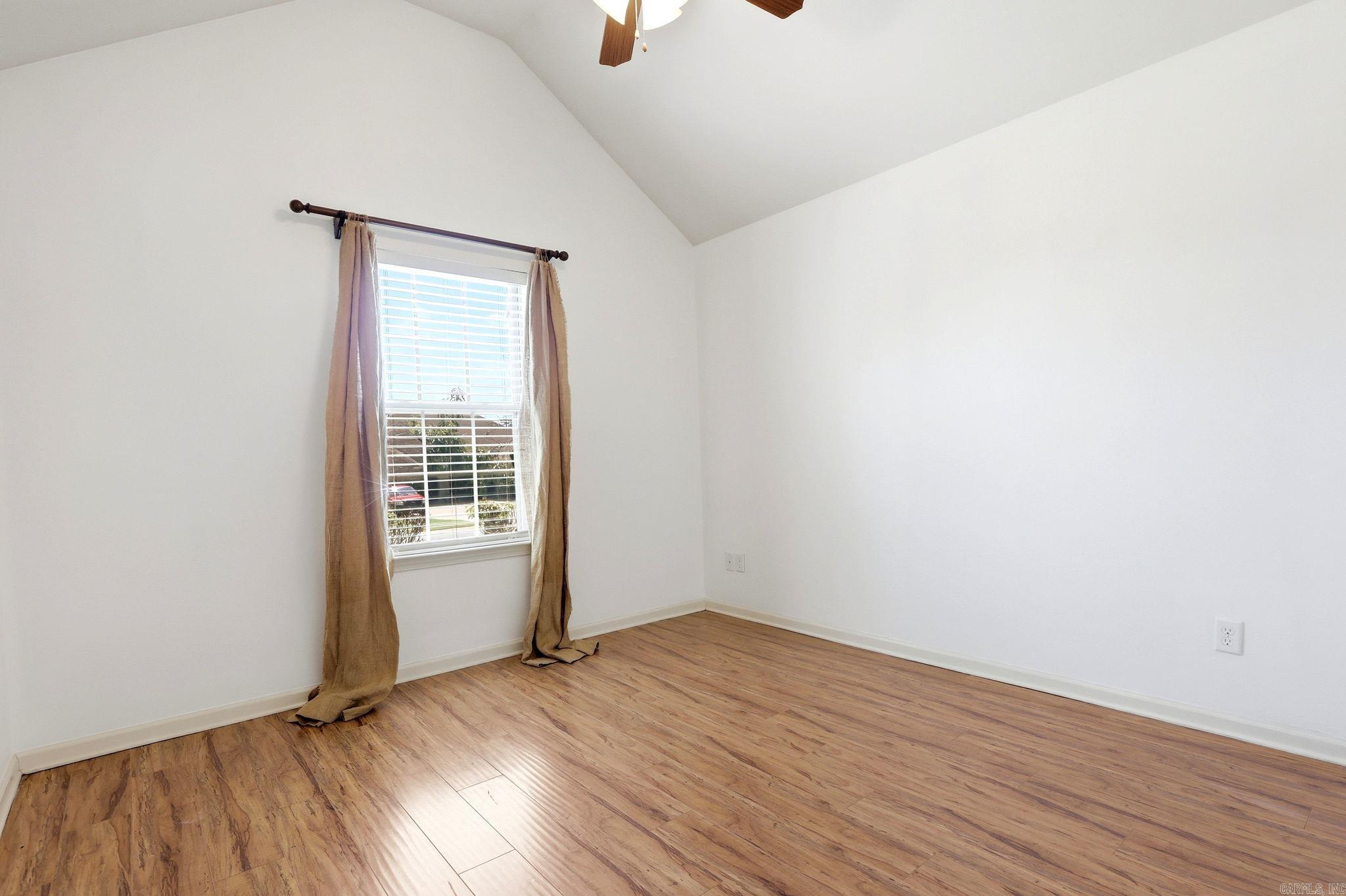 5400 Glenn Cove Property Photo 26