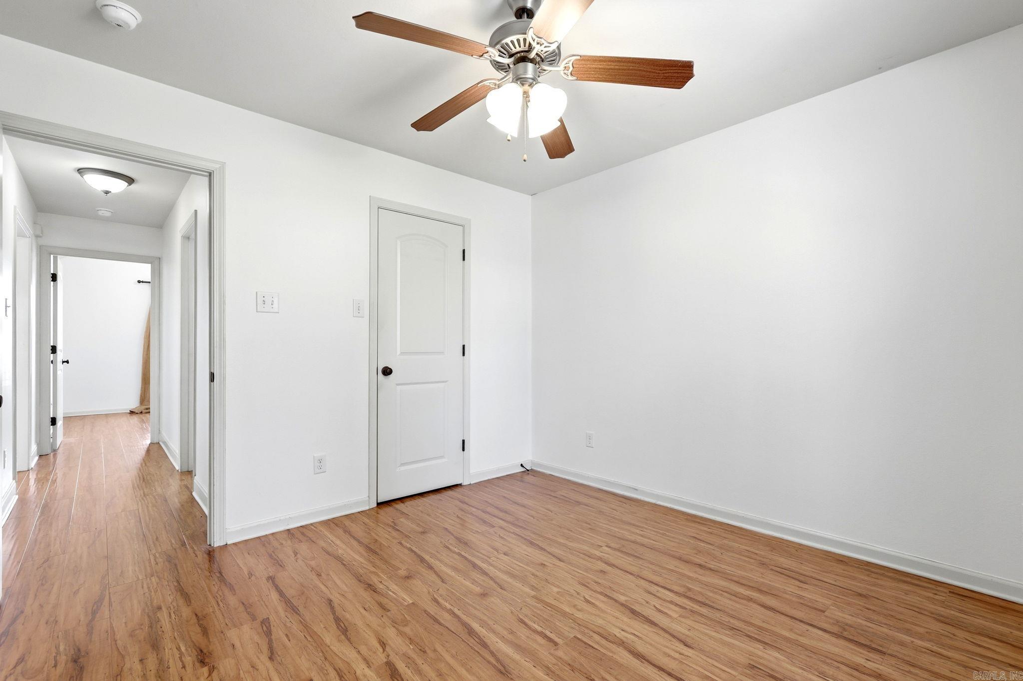 5400 Glenn Cove Property Photo 27