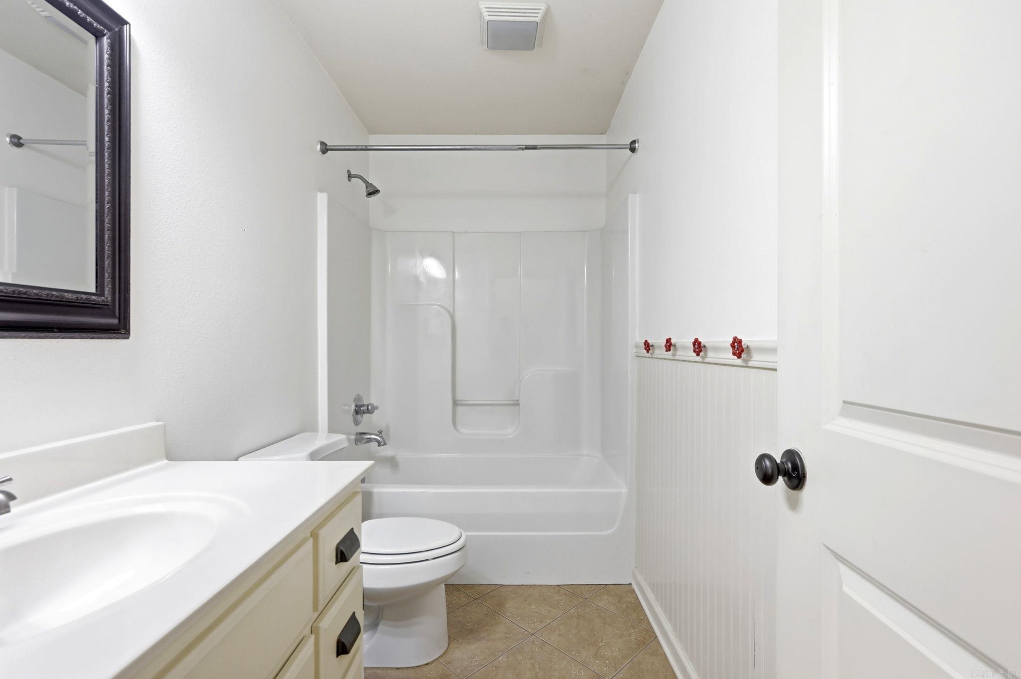 5400 Glenn Cove Property Photo 29