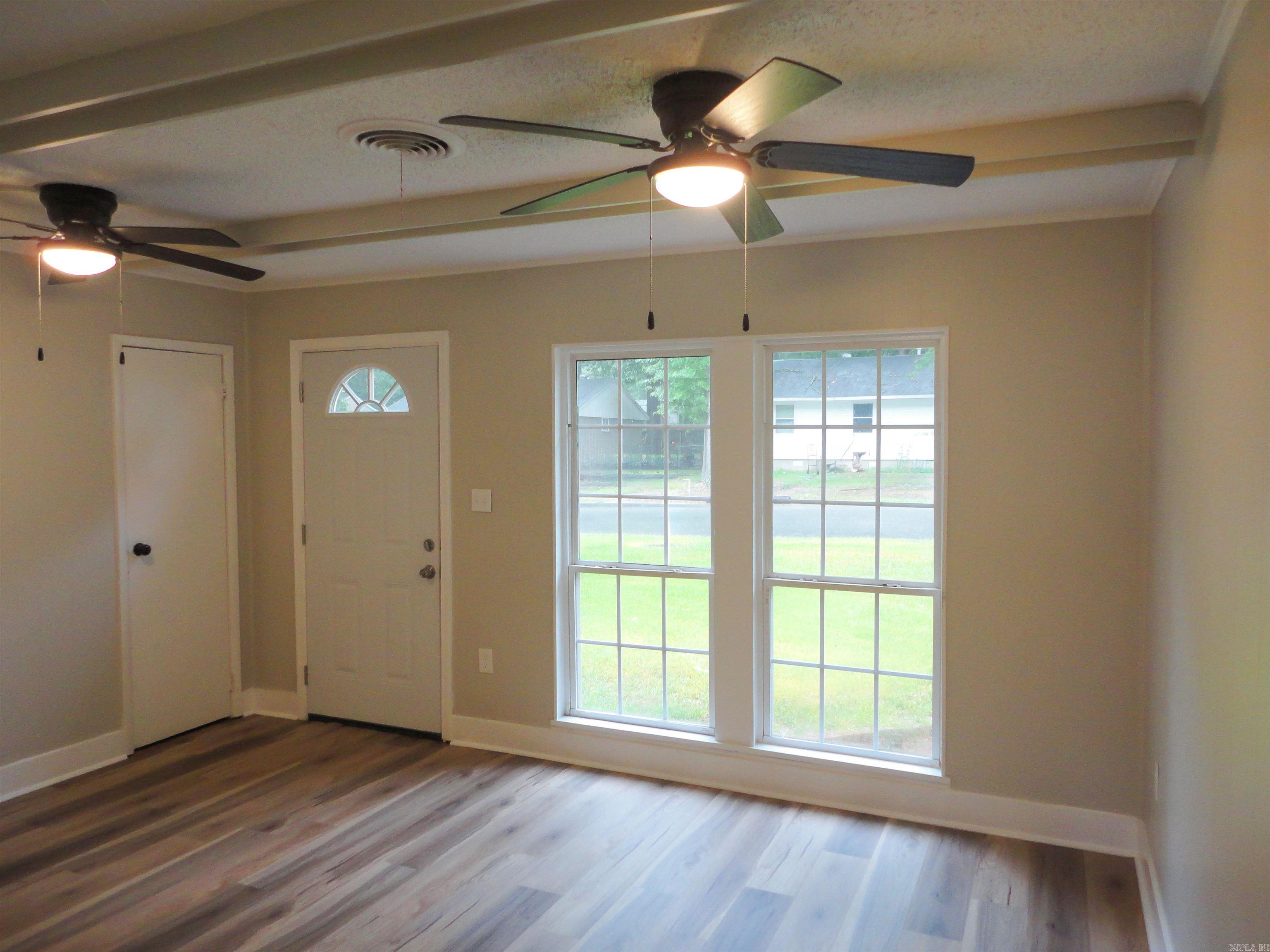 815 Desoto Place Property Photo 4