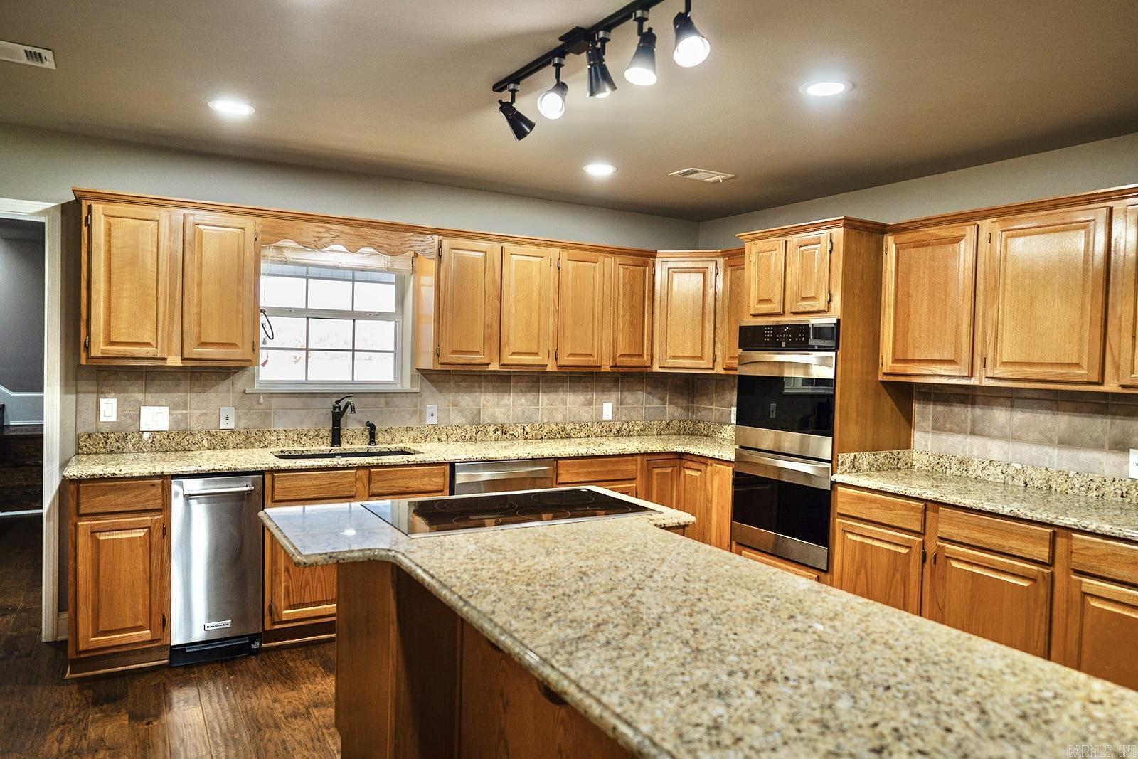 13270 Highway 67 Property Photo 10