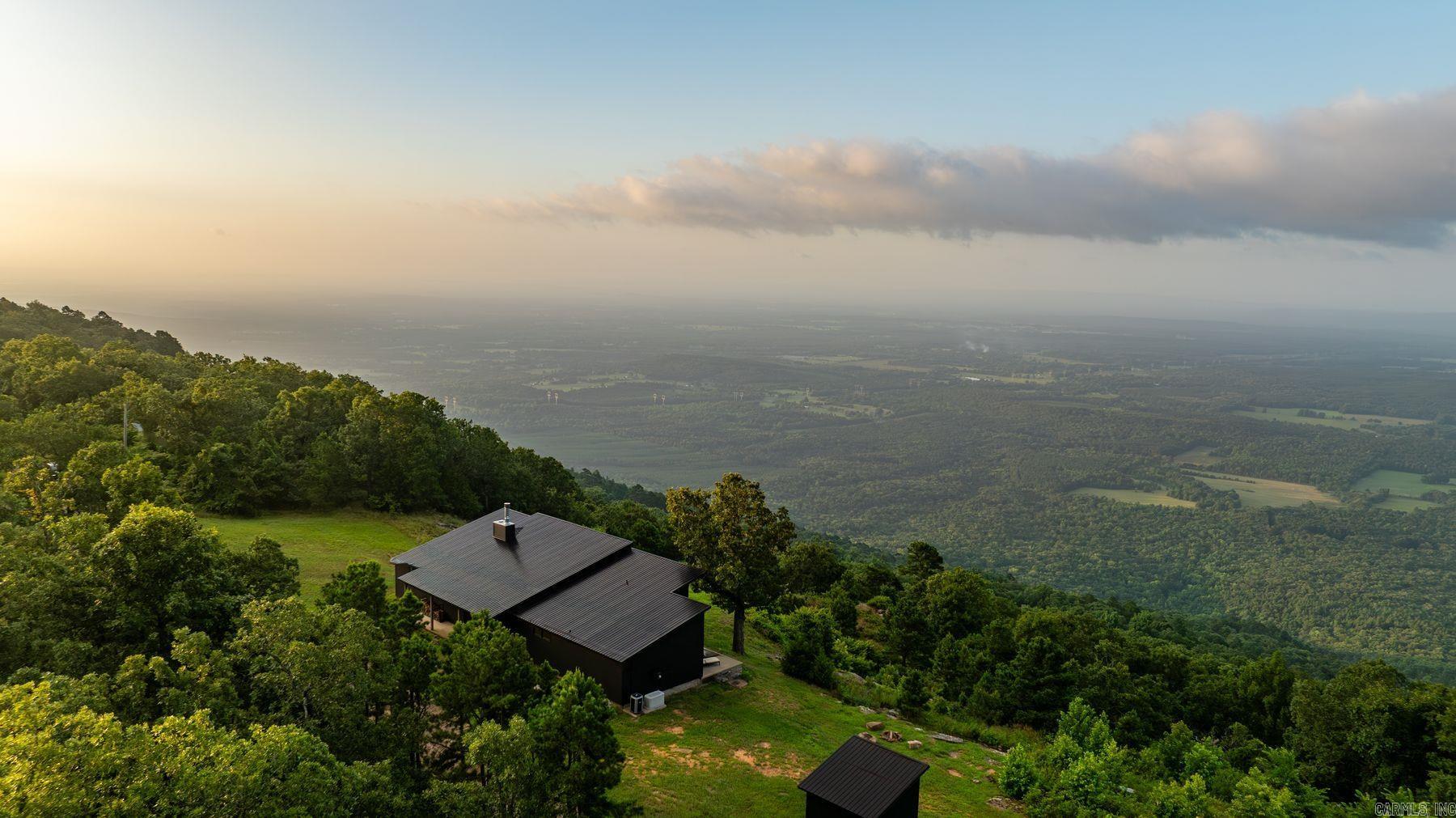 11334 Pool Hollow Road Property Photo 1