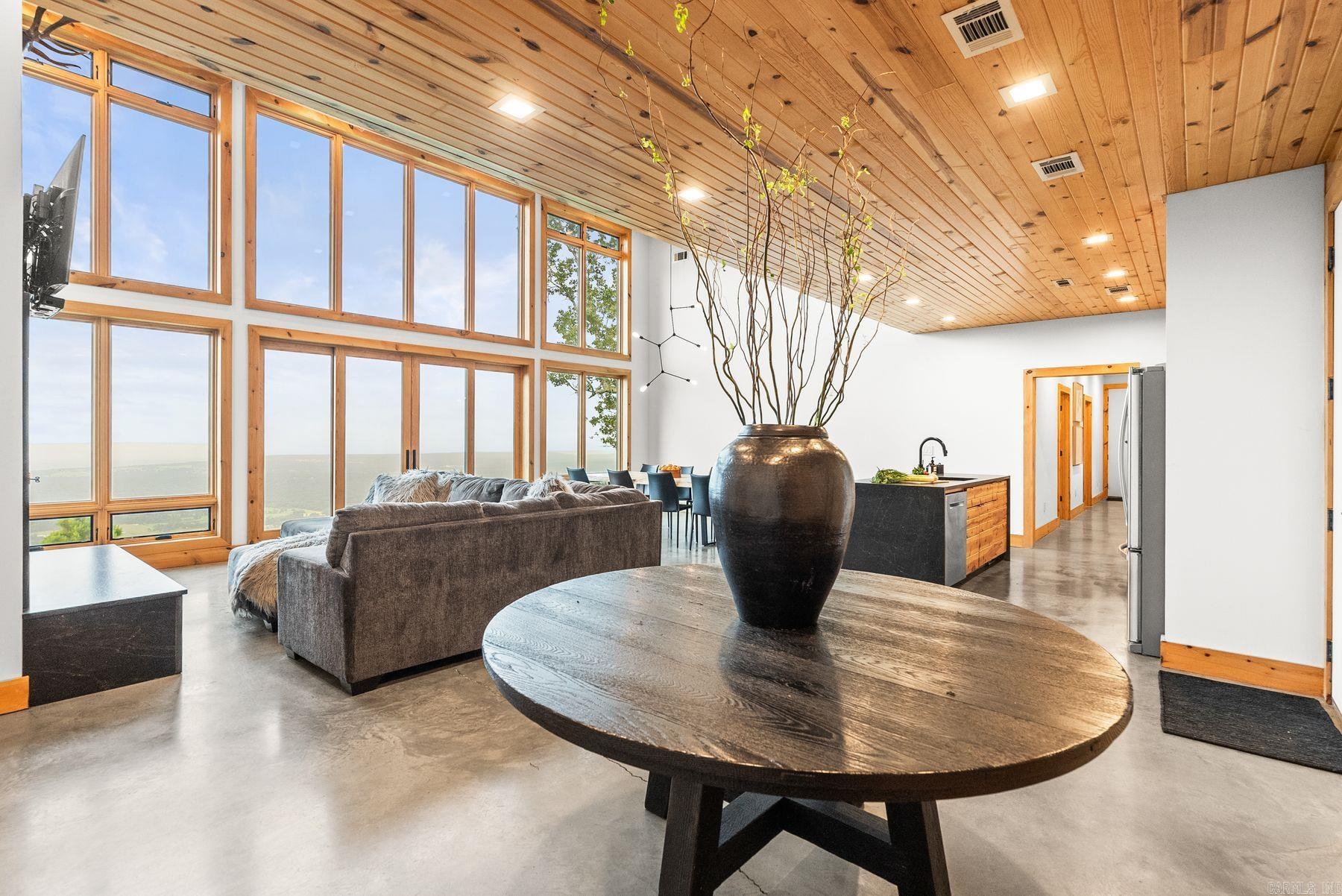 11334 Pool Hollow Road Property Photo 14