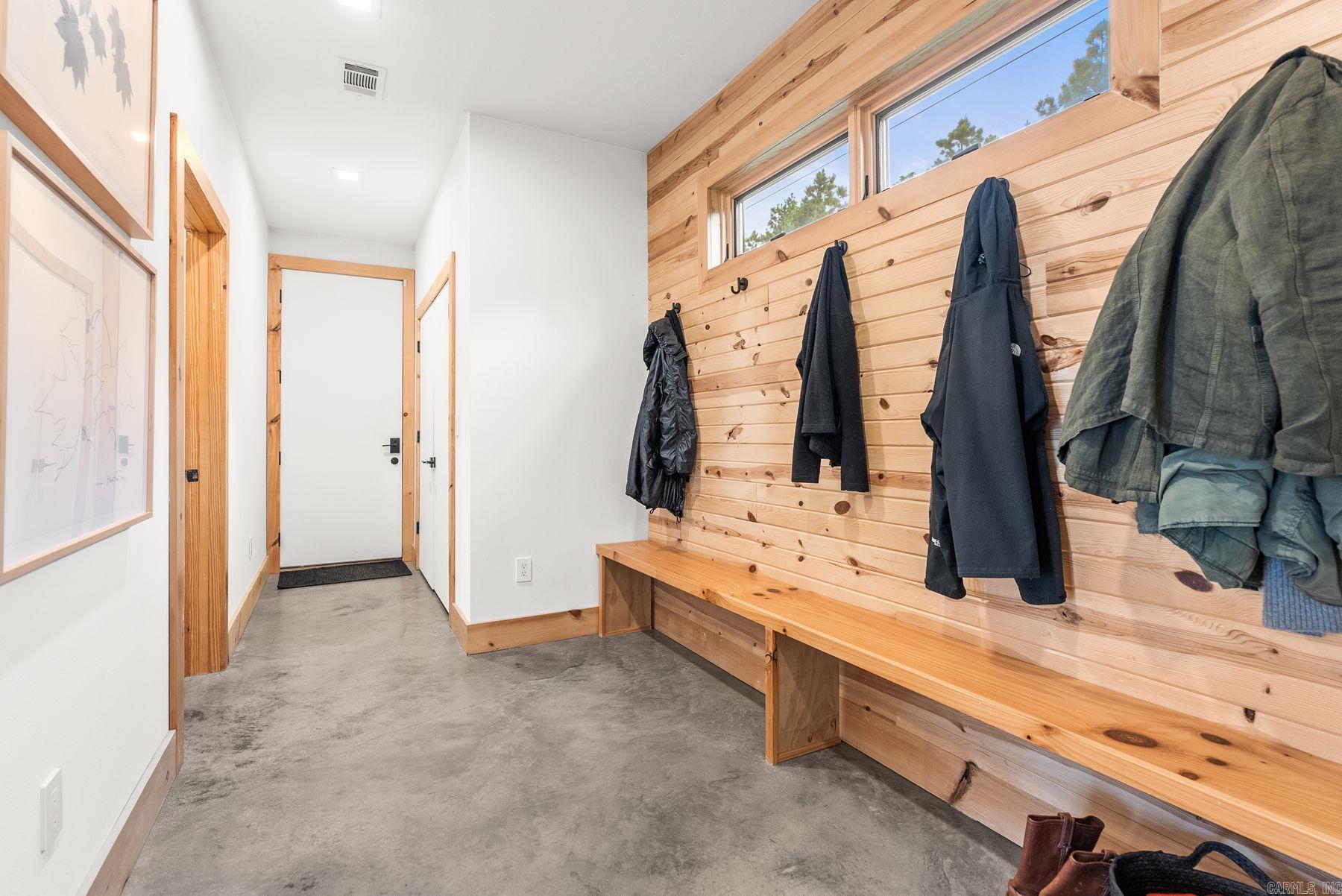 11334 Pool Hollow Road Property Photo 22