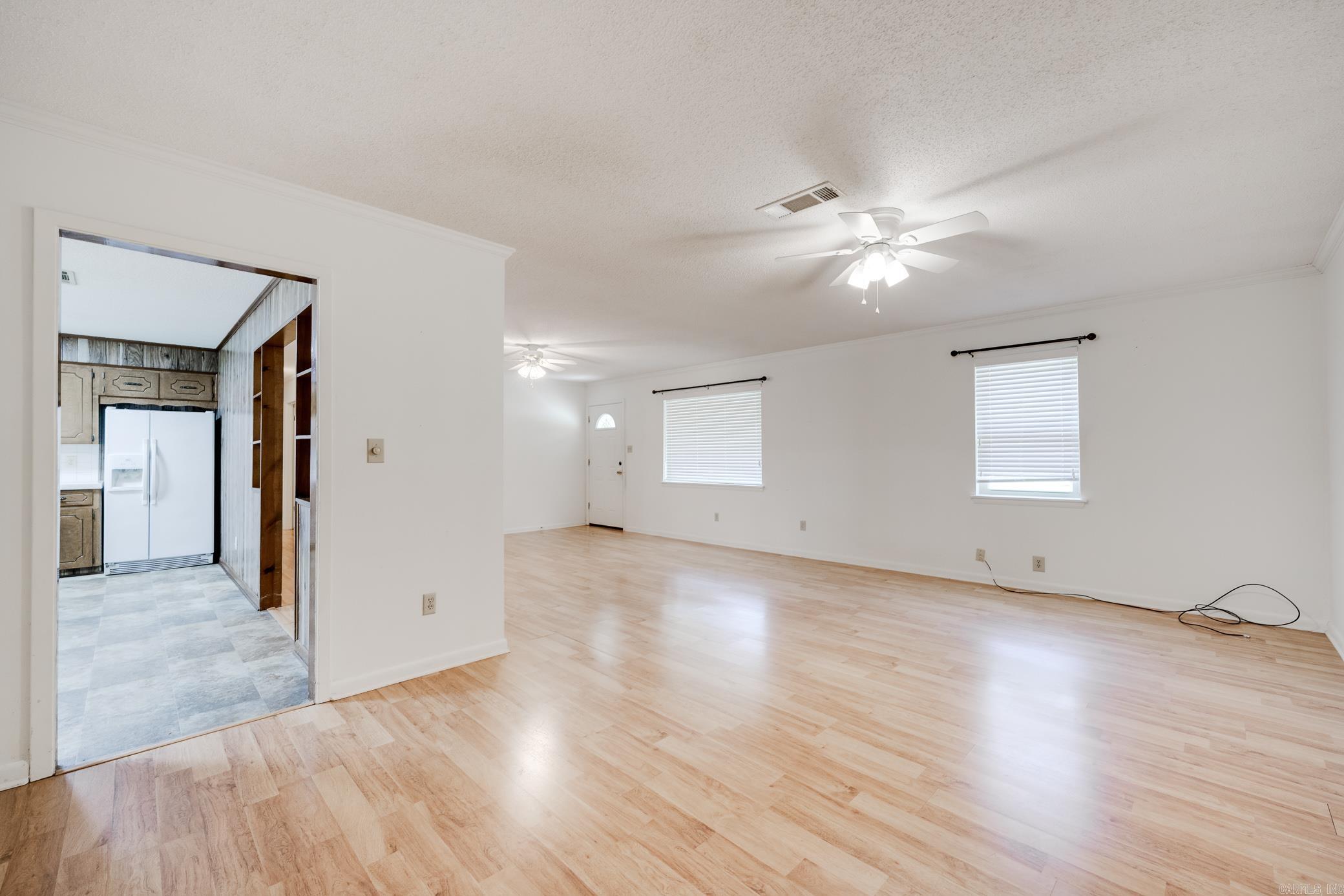 1403 Tamara Park Property Photo 10