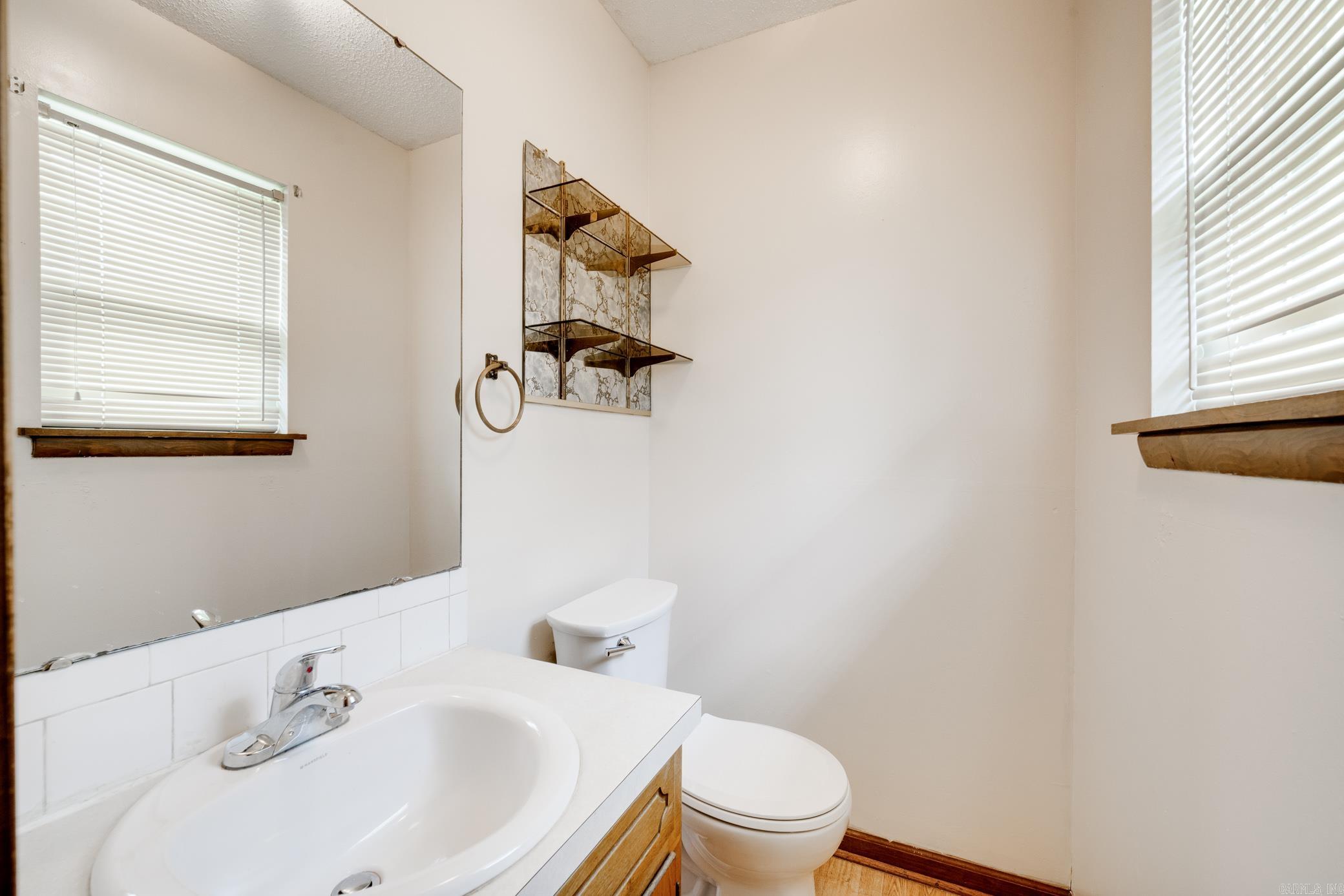 1403 Tamara Park Property Photo 20