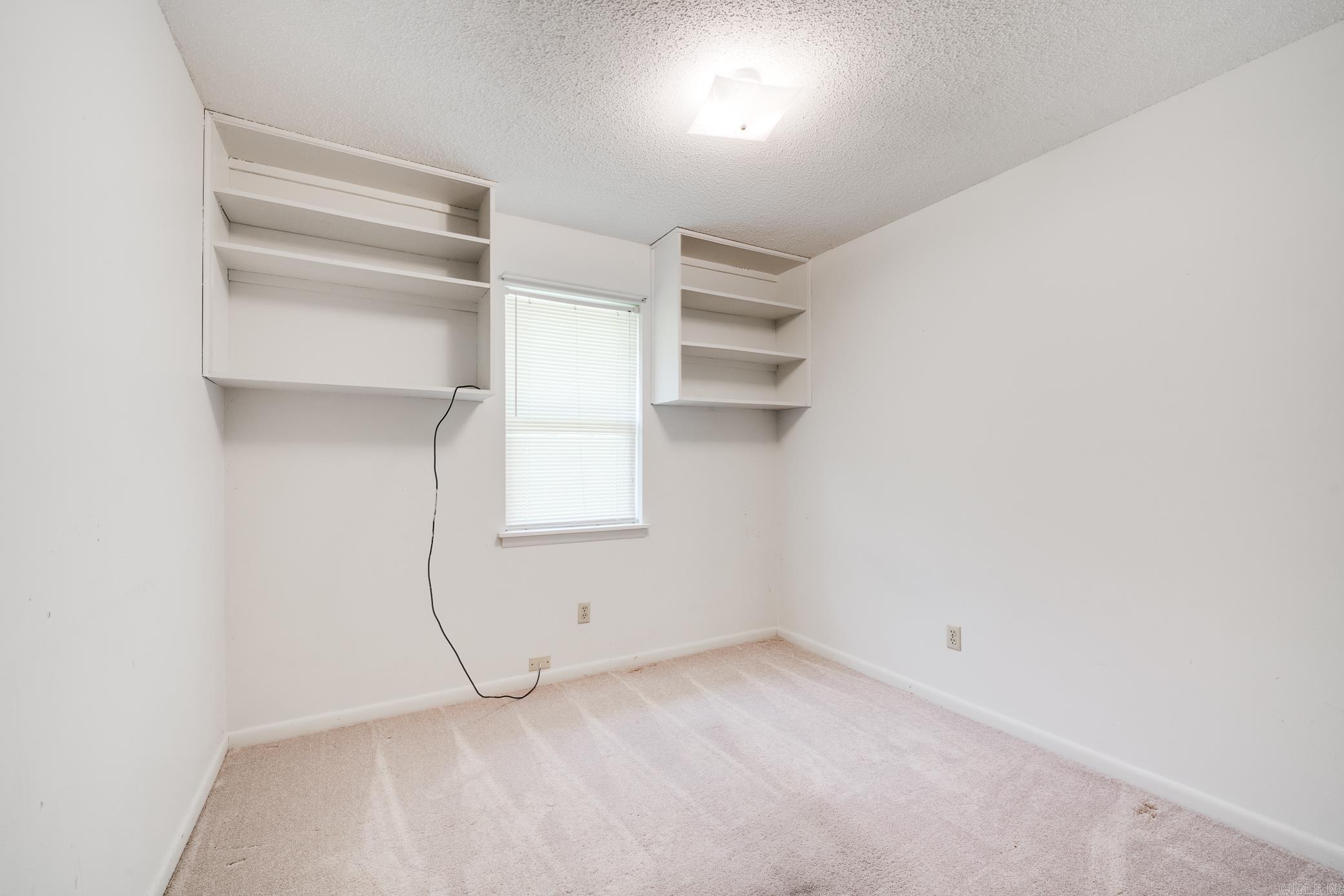 1403 Tamara Park Property Photo 24
