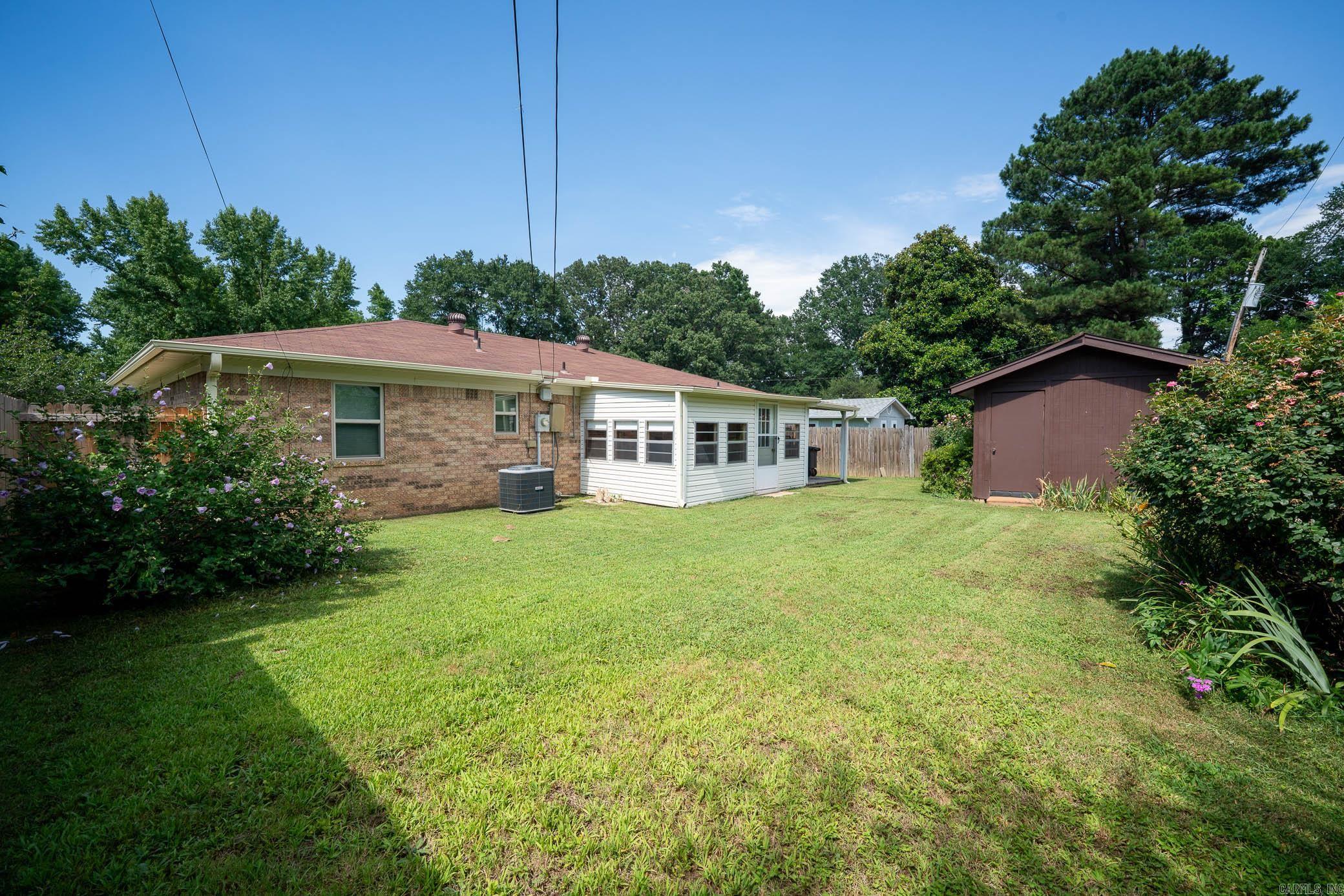 1403 Tamara Park Property Photo 30