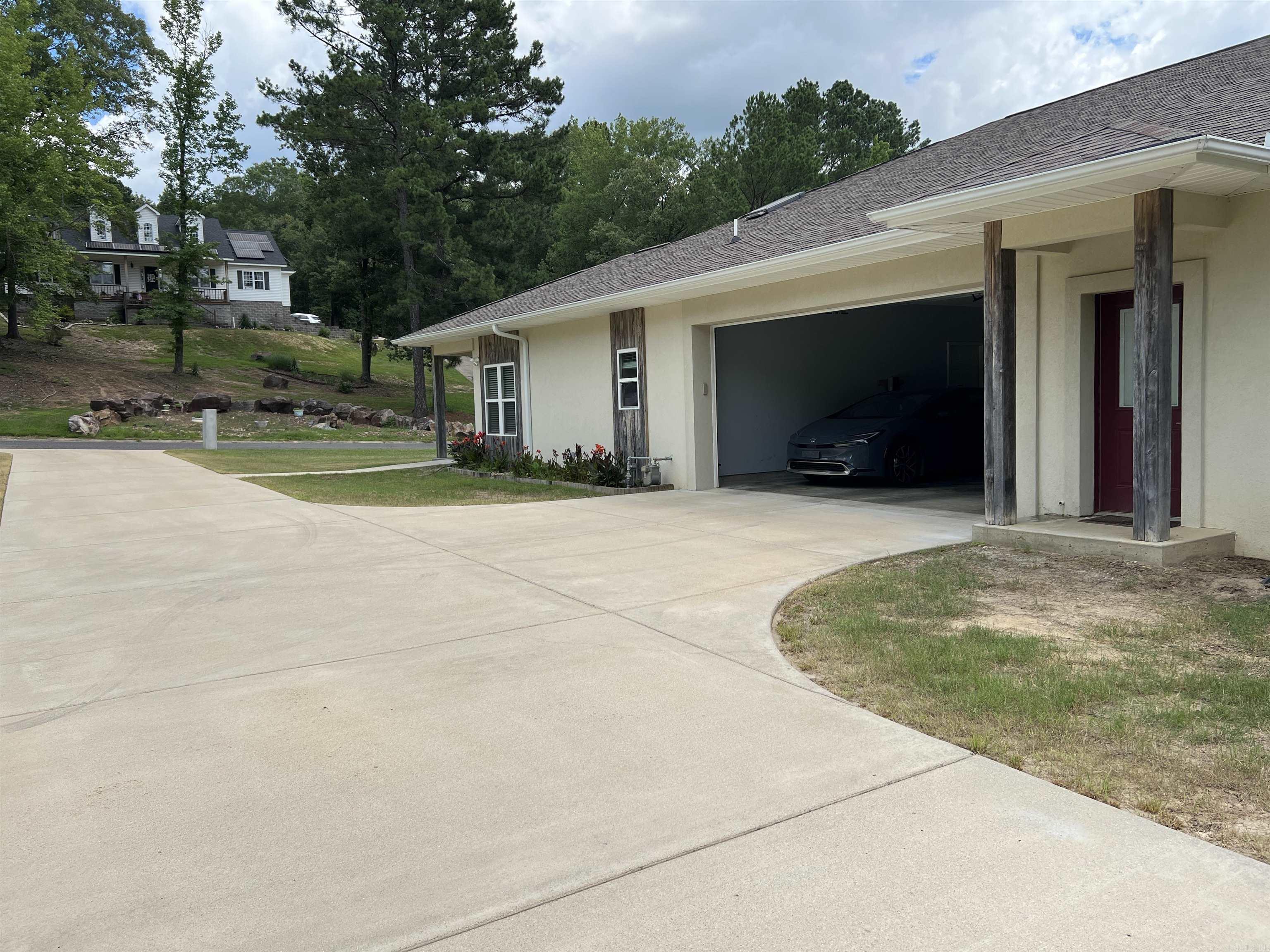 2311 Willowbrook Property Photo 30
