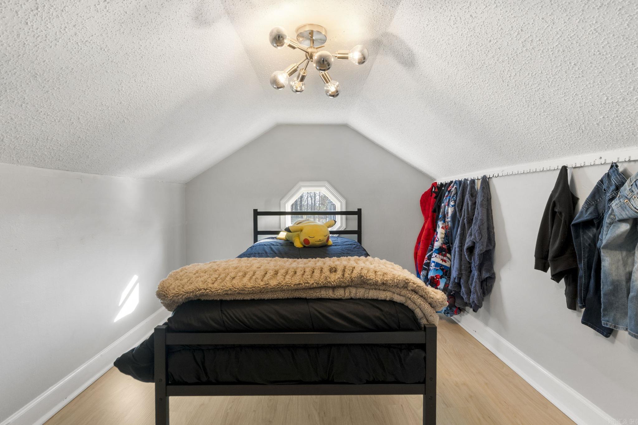 13518 Saddle Hill Drive Property Photo 33