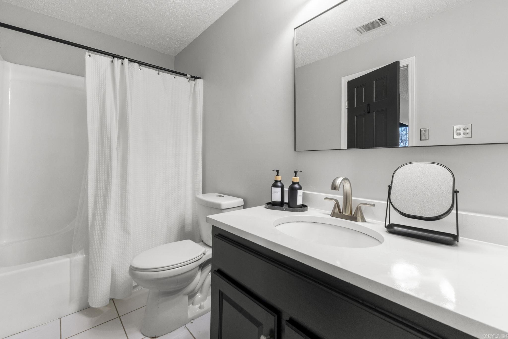 13518 Saddle Hill Drive Property Photo 36