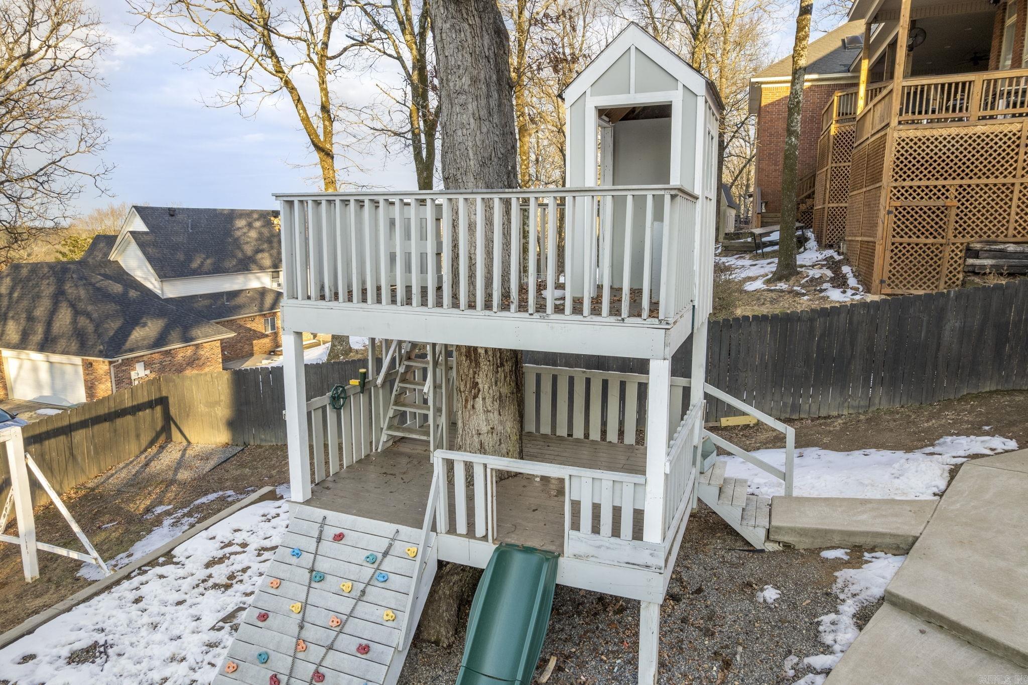 13518 Saddle Hill Drive Property Photo 43