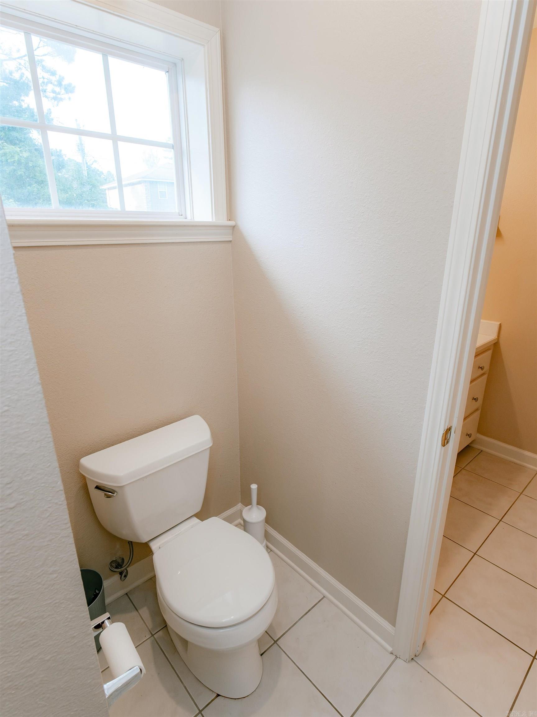 1808 Forrest Park Drive Property Photo 38