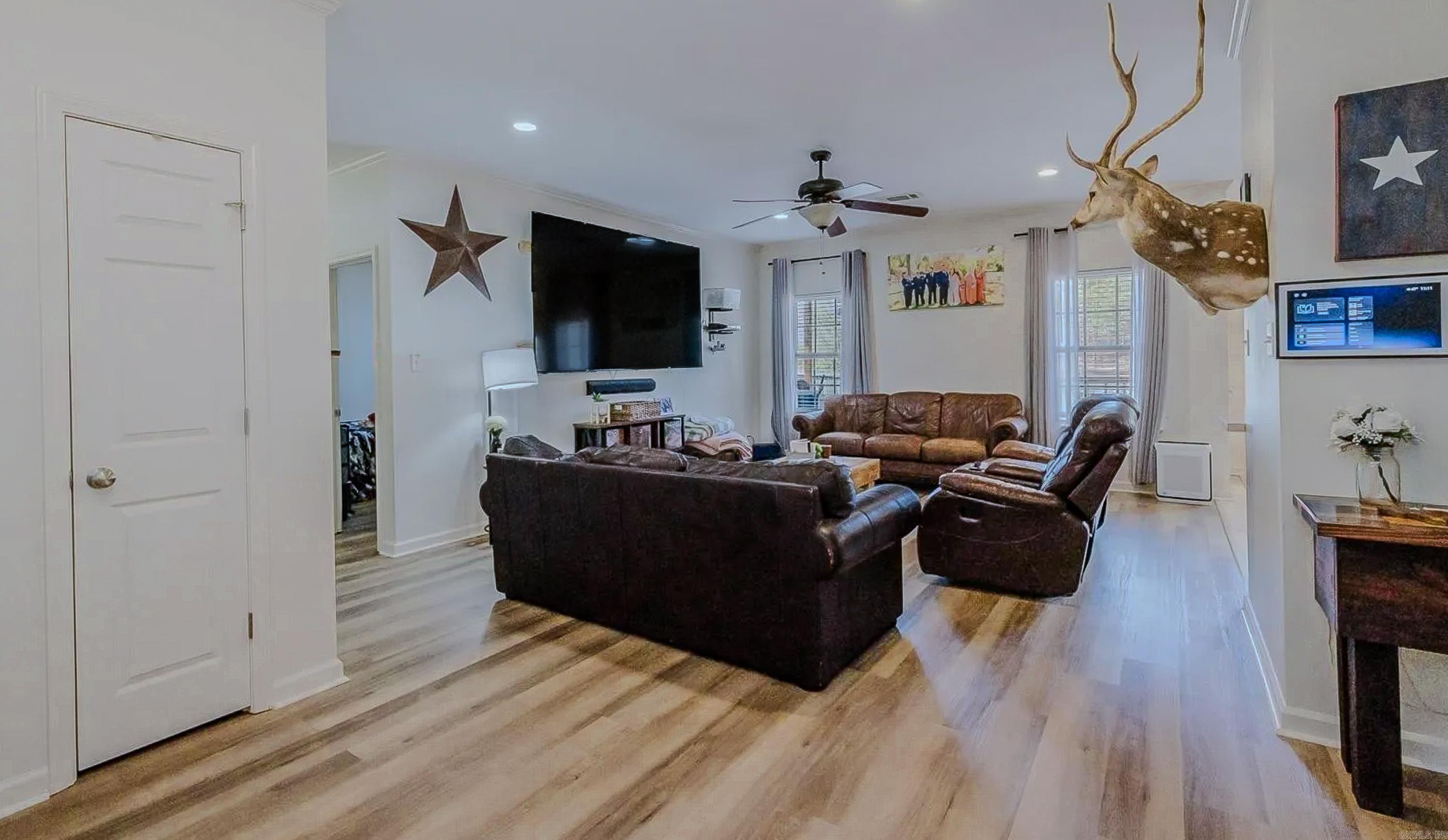 64 Horton Hills Drive Property Photo 5