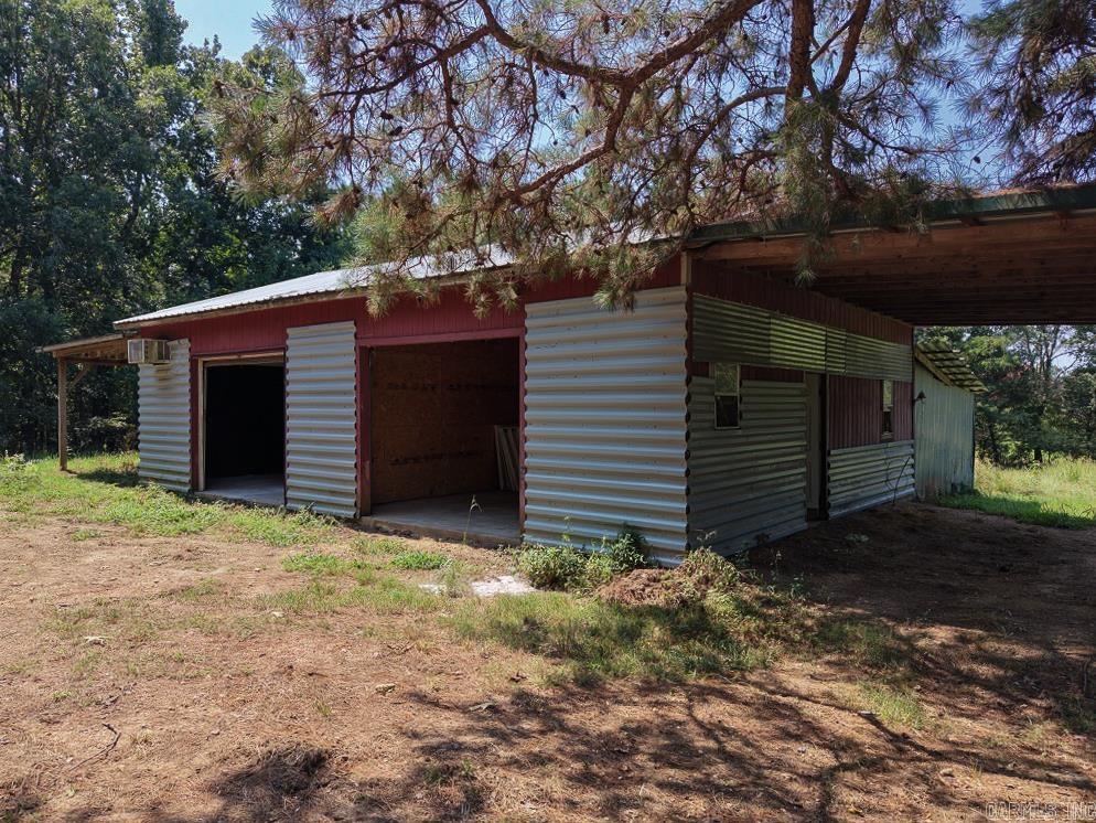 206 County Road 798 Property Photo 10