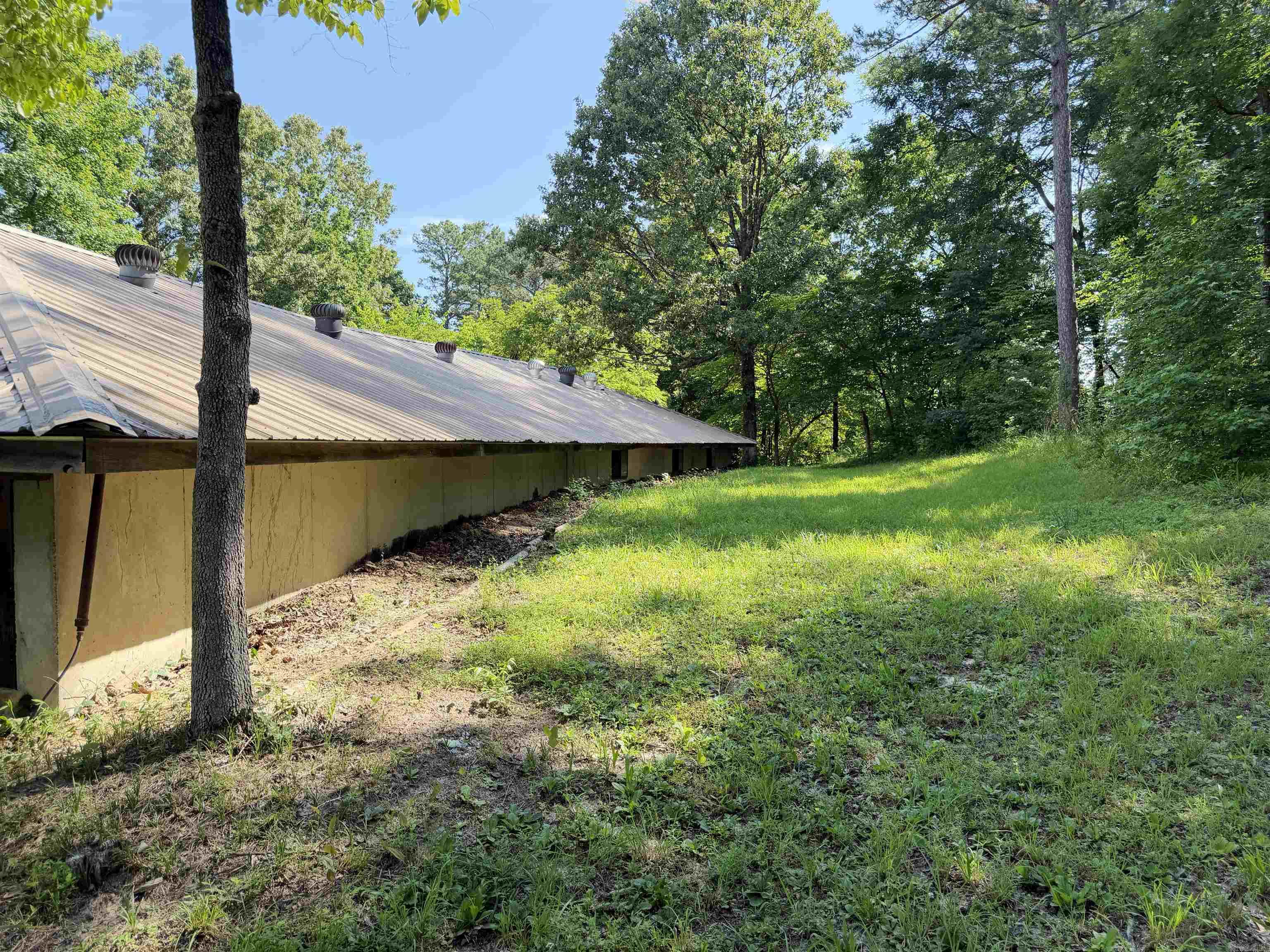 260 Whispering Pine Drive Property Photo 14