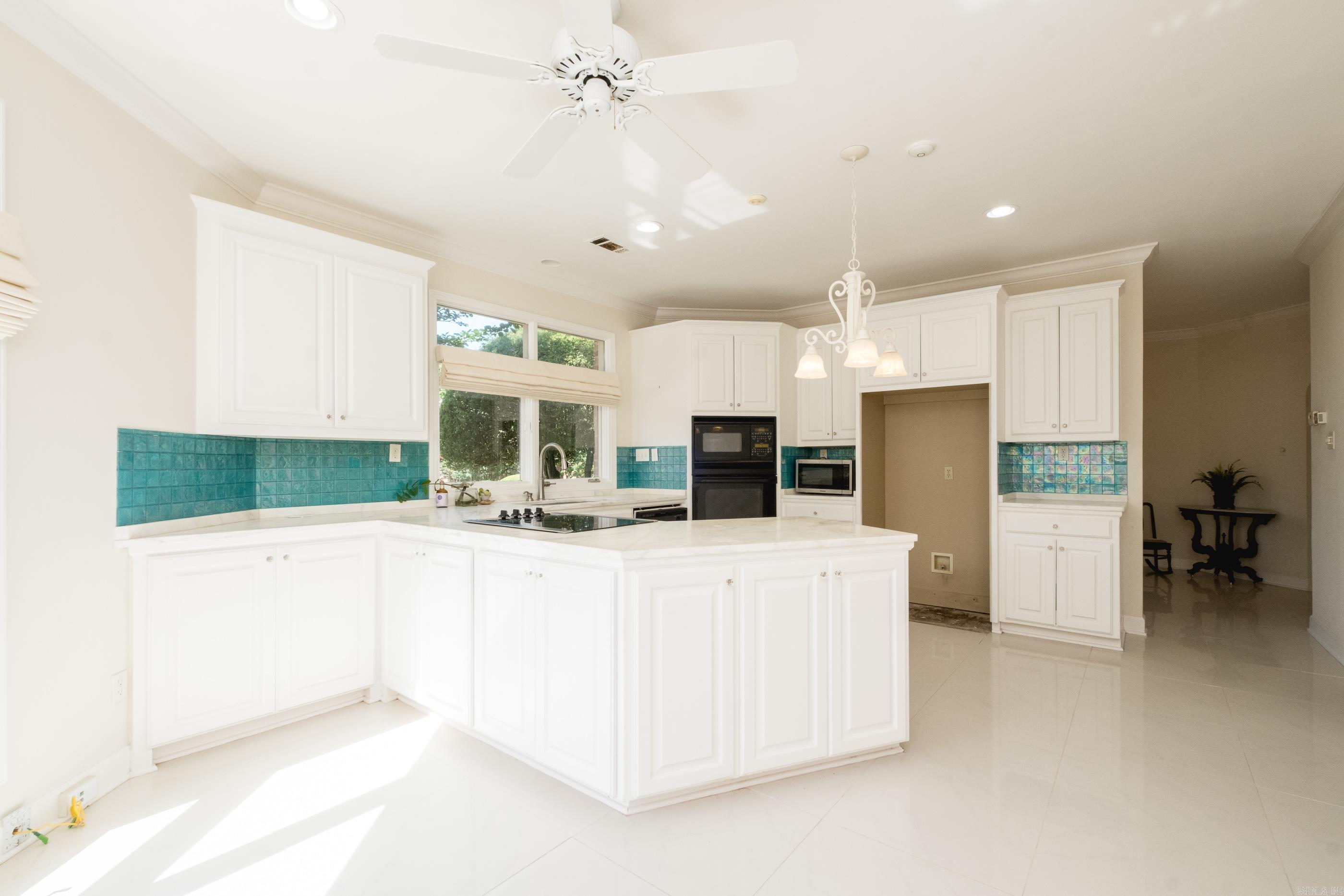 51 Hunters Green Circle Property Photo 14