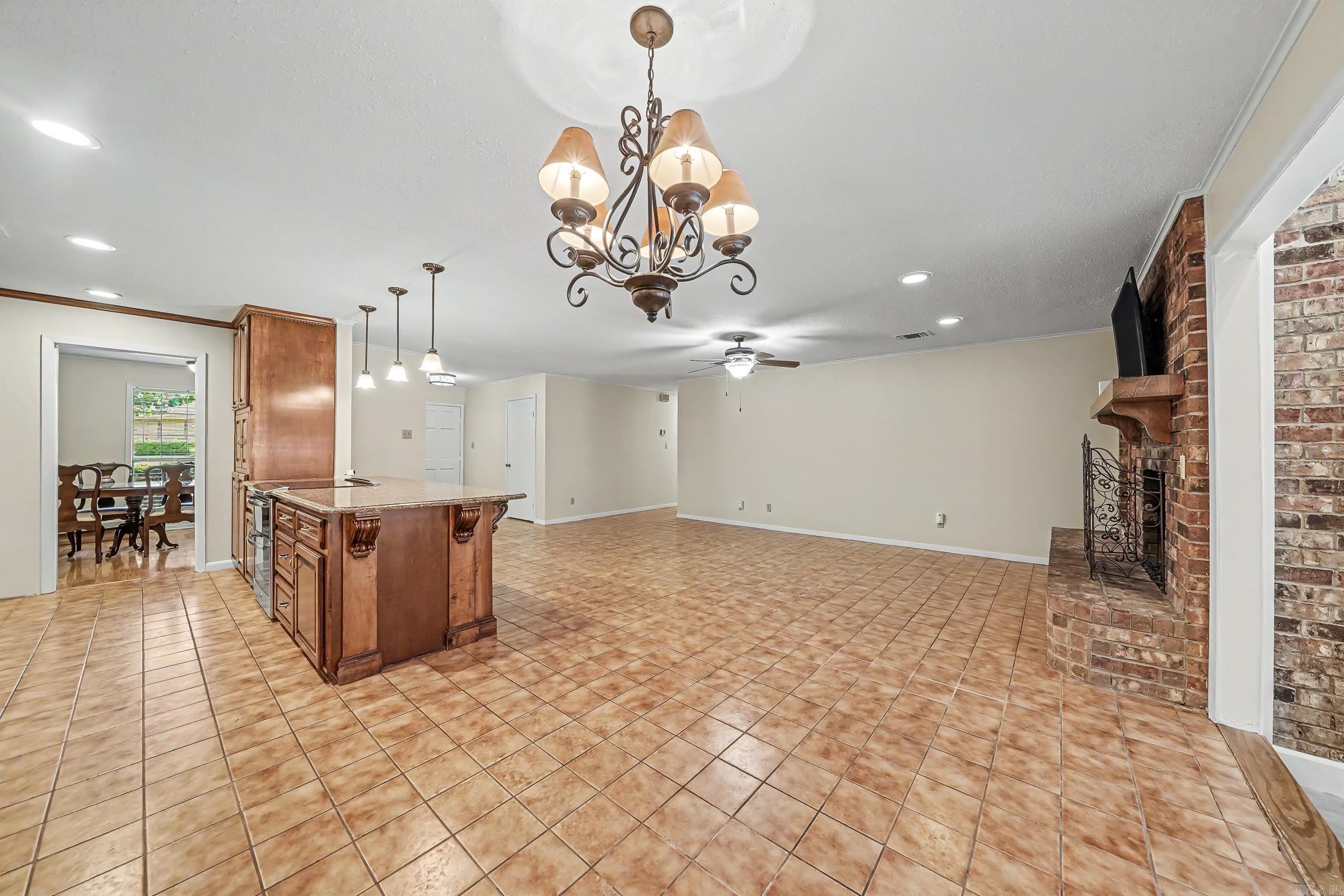 120 Northgate Drive Property Photo 2