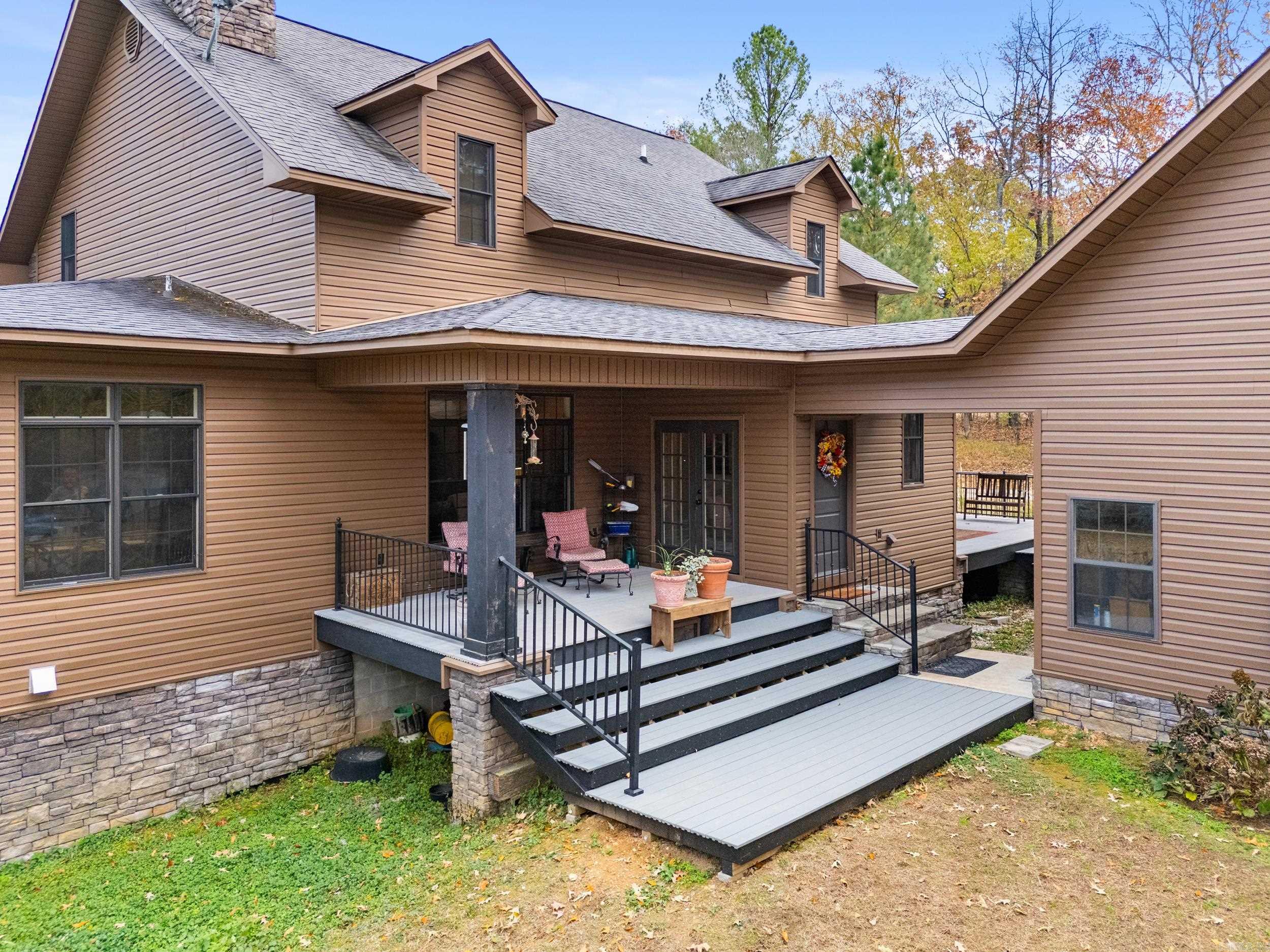 1919 Tudor Loop Property Photo 45