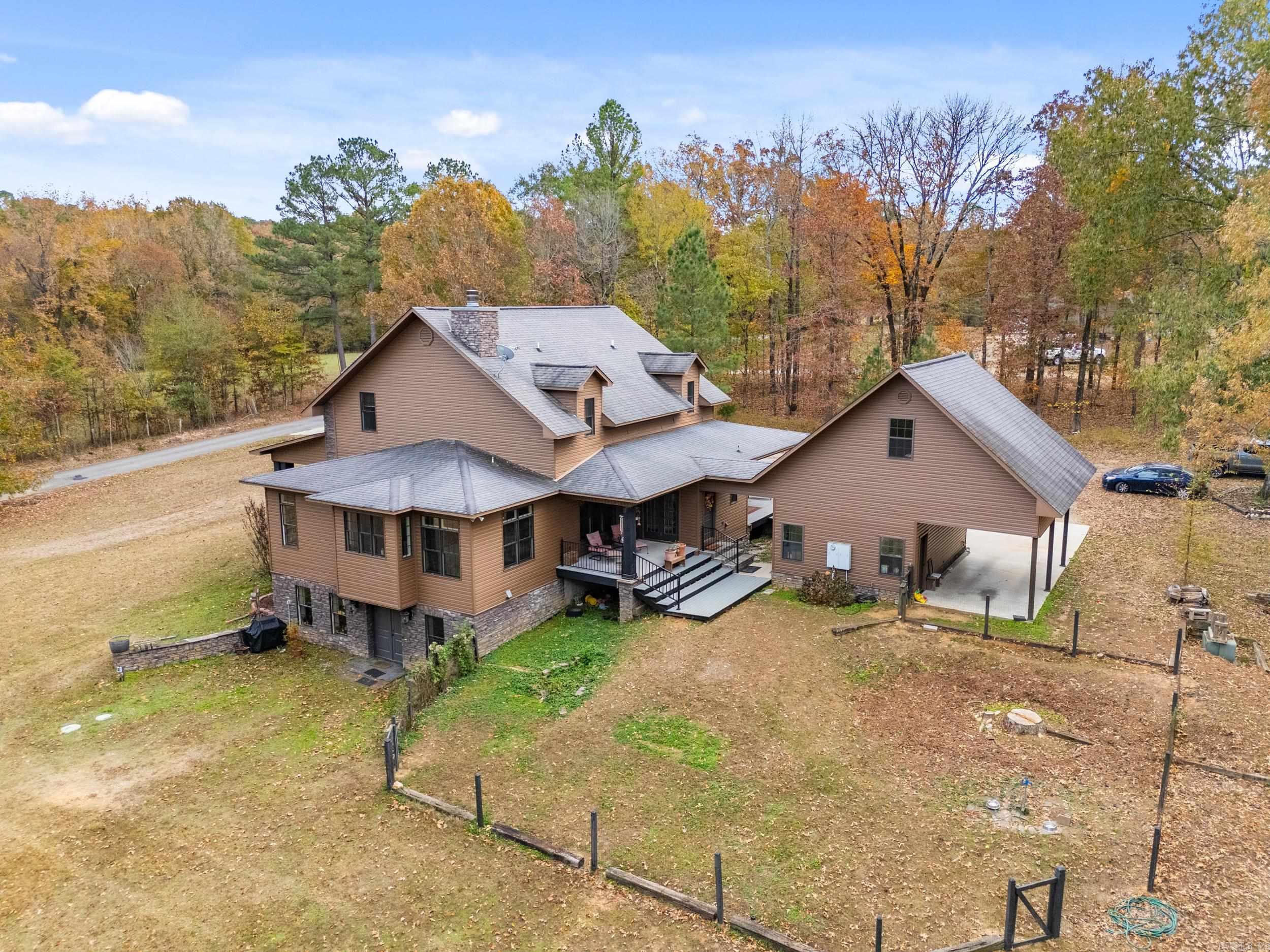 1919 Tudor Loop Property Photo 47