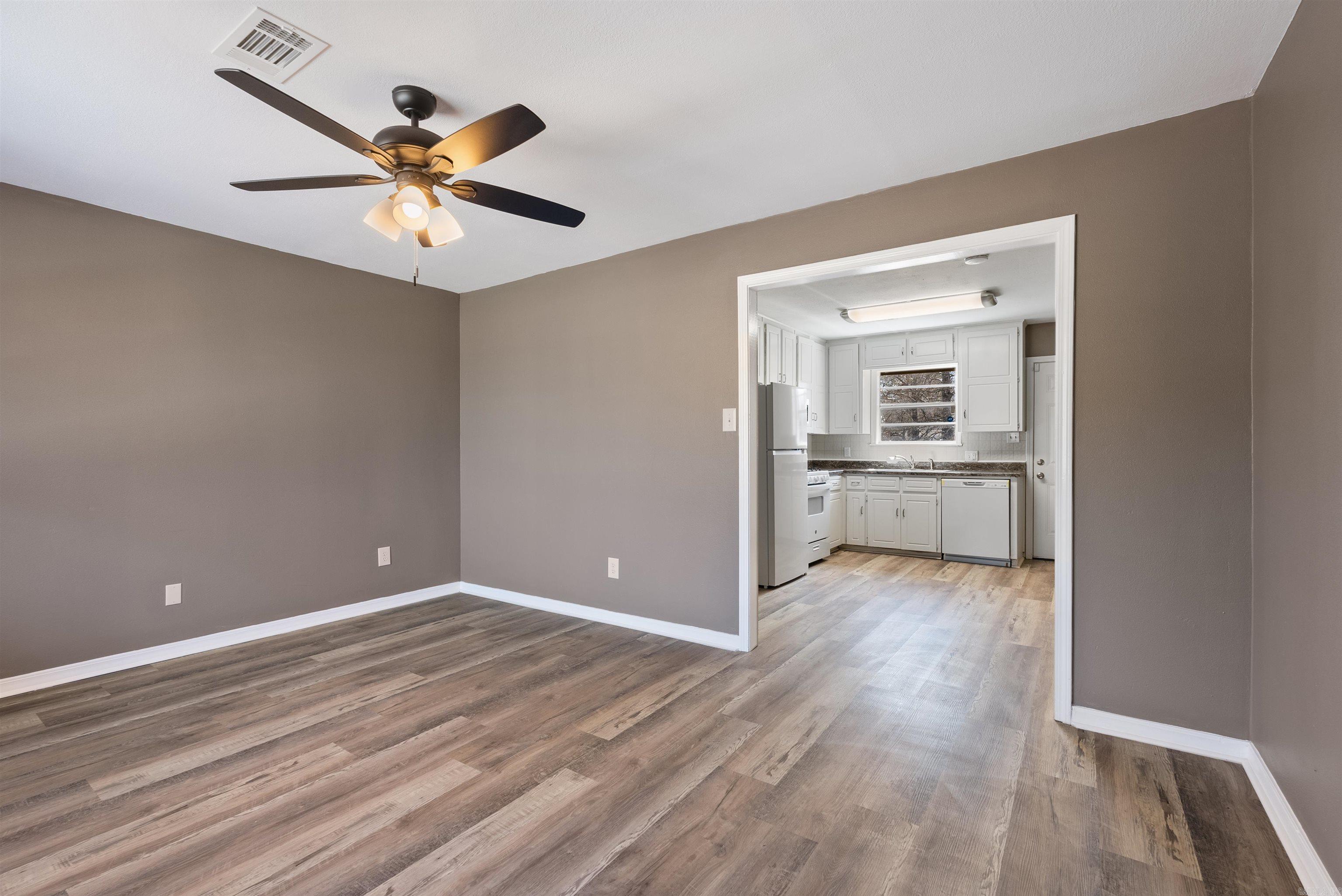 515 South Rd. Apt. A Property Photo 4