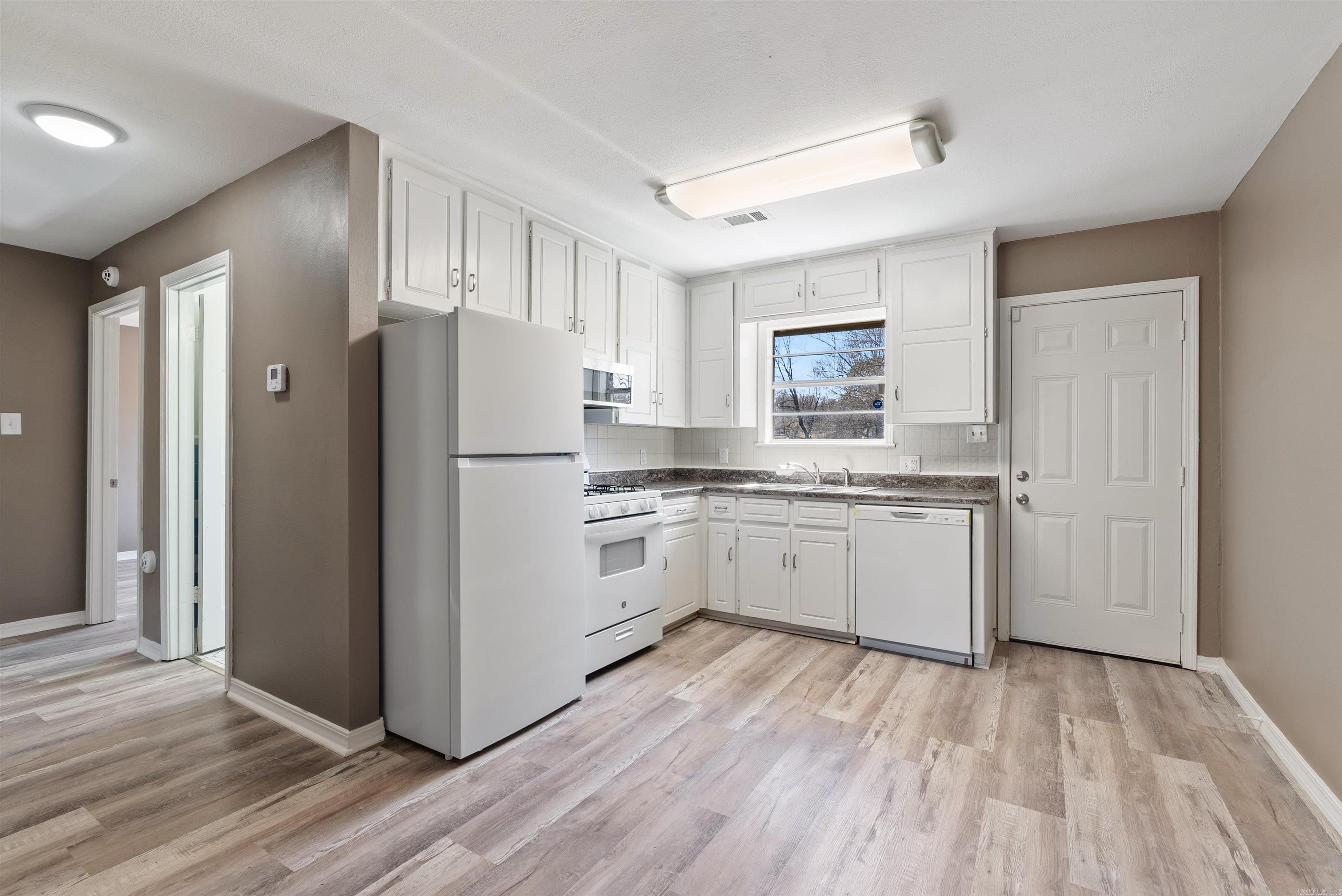 515 South Rd. Apt. A Property Photo 5