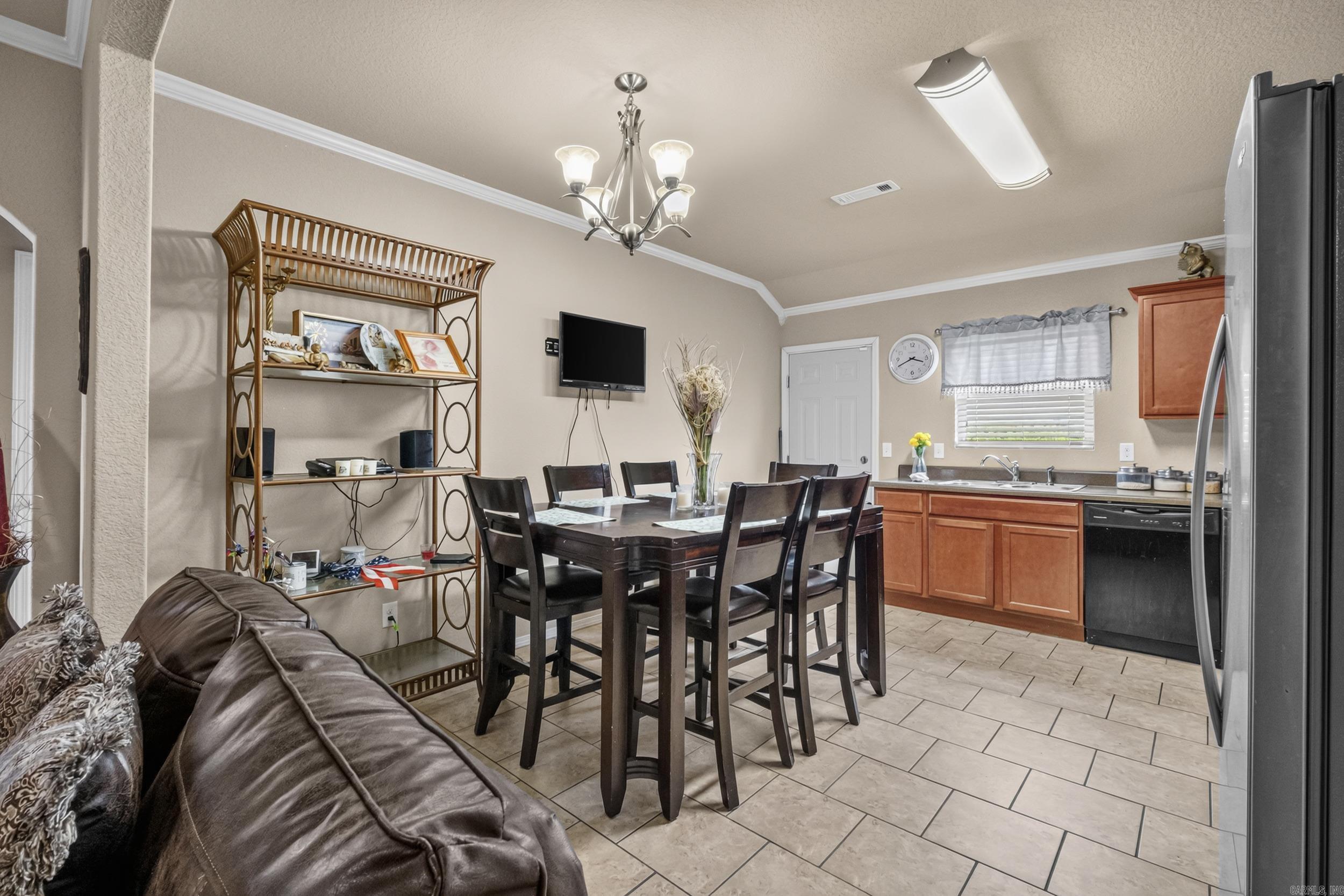 12724 Bell Flower Drive Property Photo 8