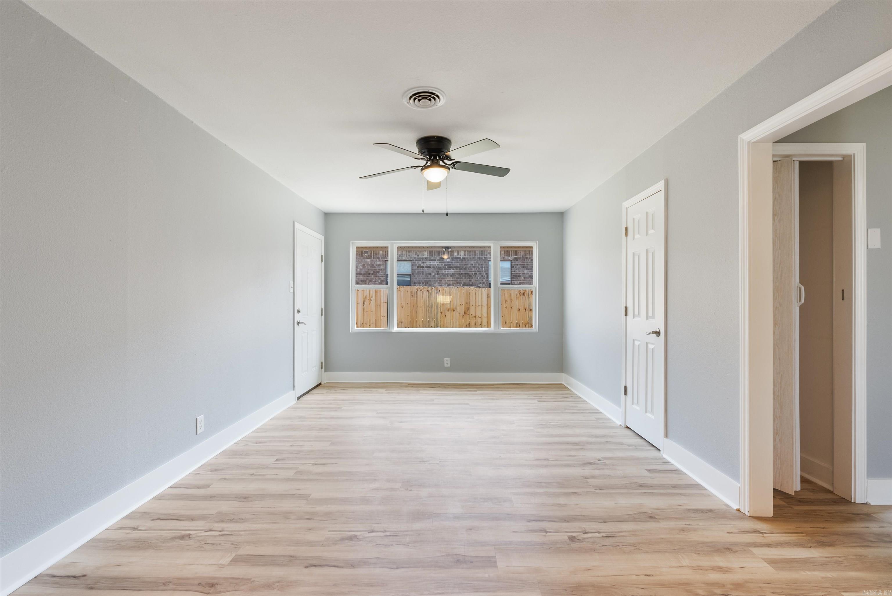 611 Lenora Property Photo 5