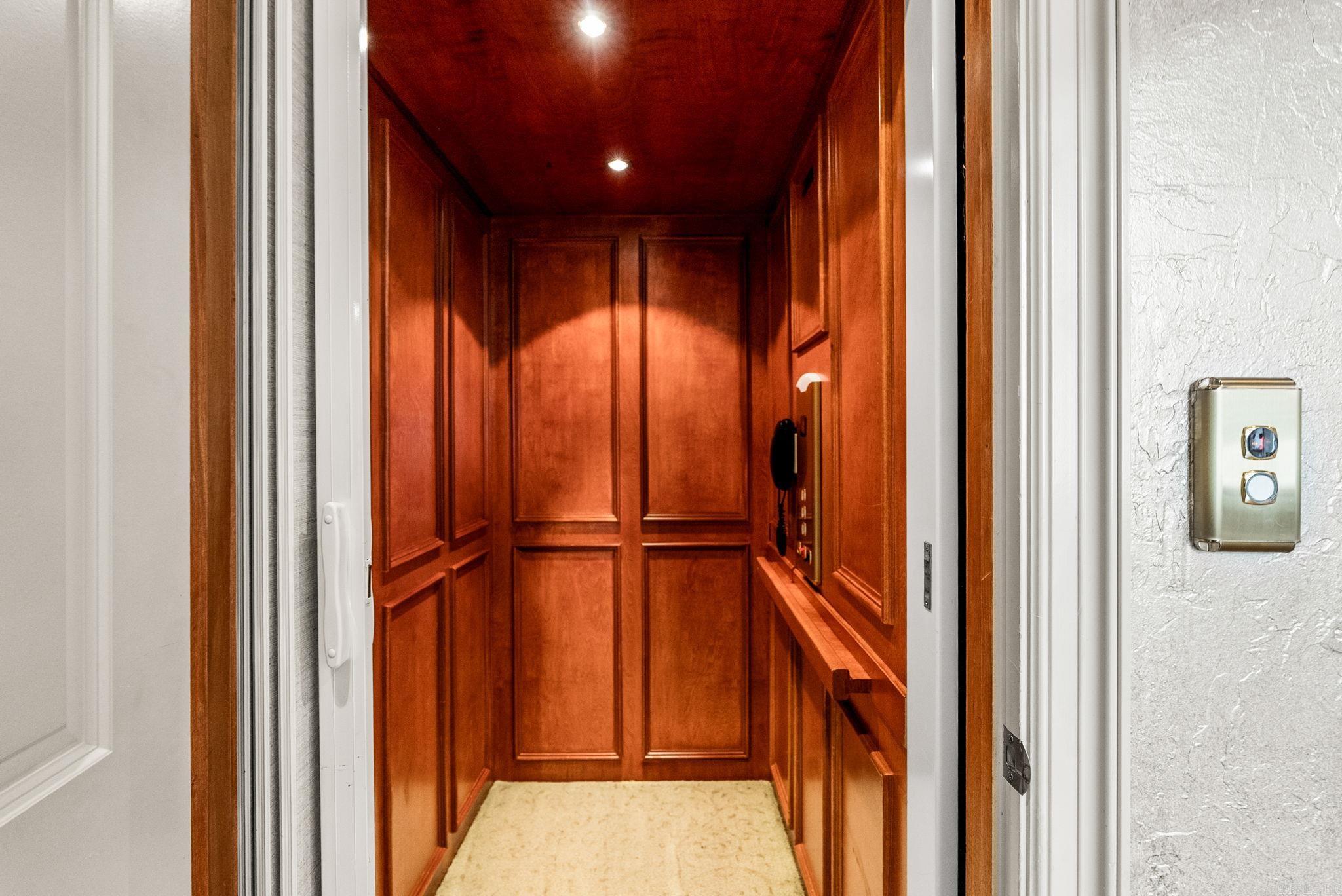 24 Spring Valley Lane Property Photo 25