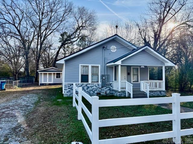 603 Hall Street Property Photo 2