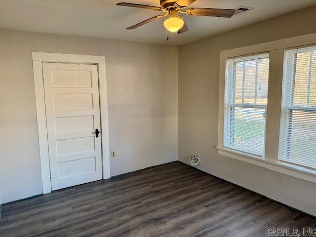 603 Hall Street Property Photo 11