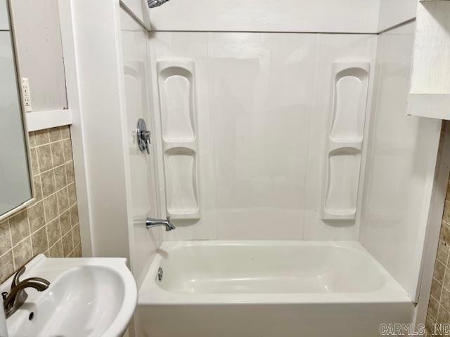 603 Hall Street Property Photo 15