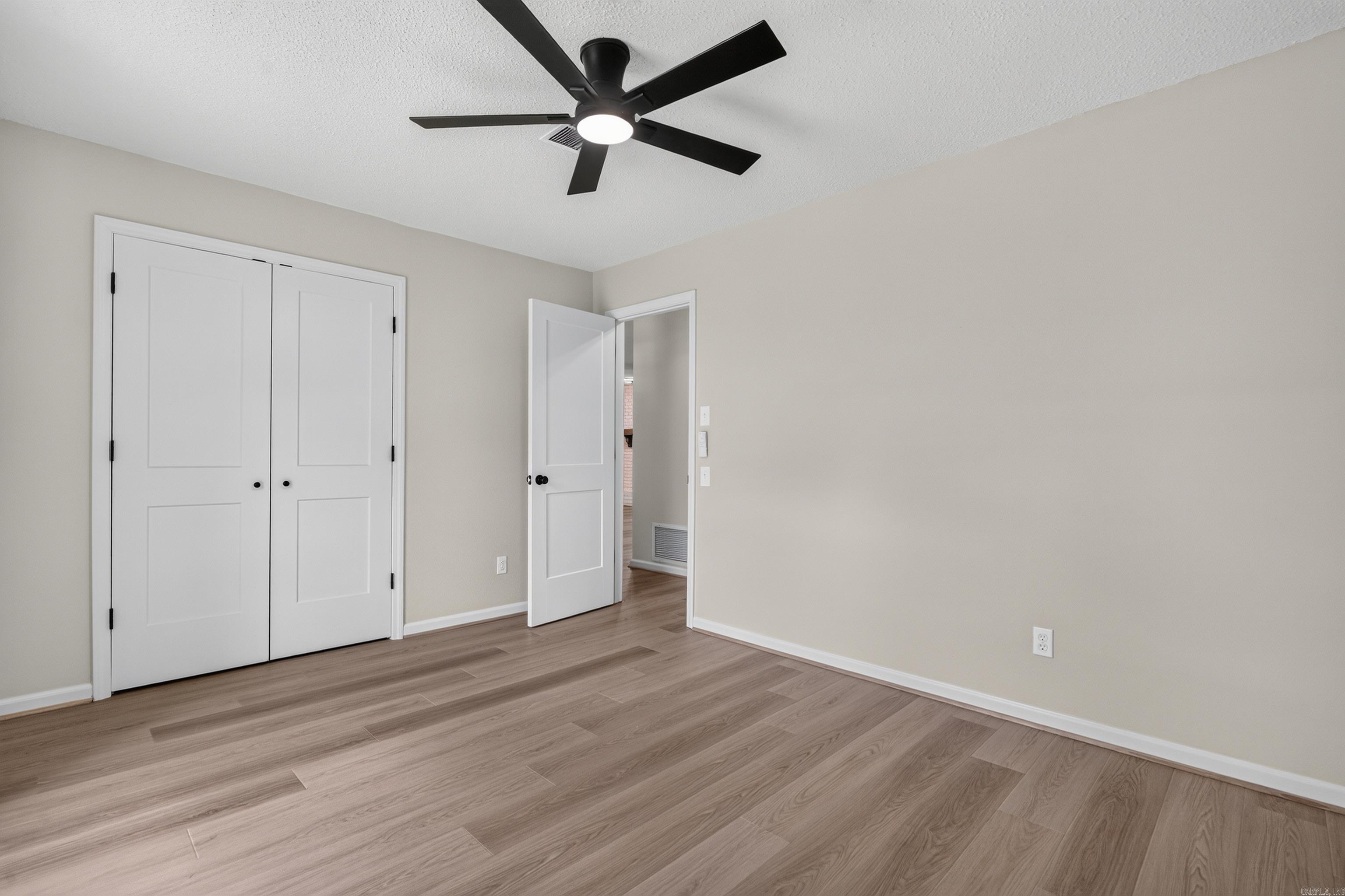 6 Concord Cir Property Photo 23
