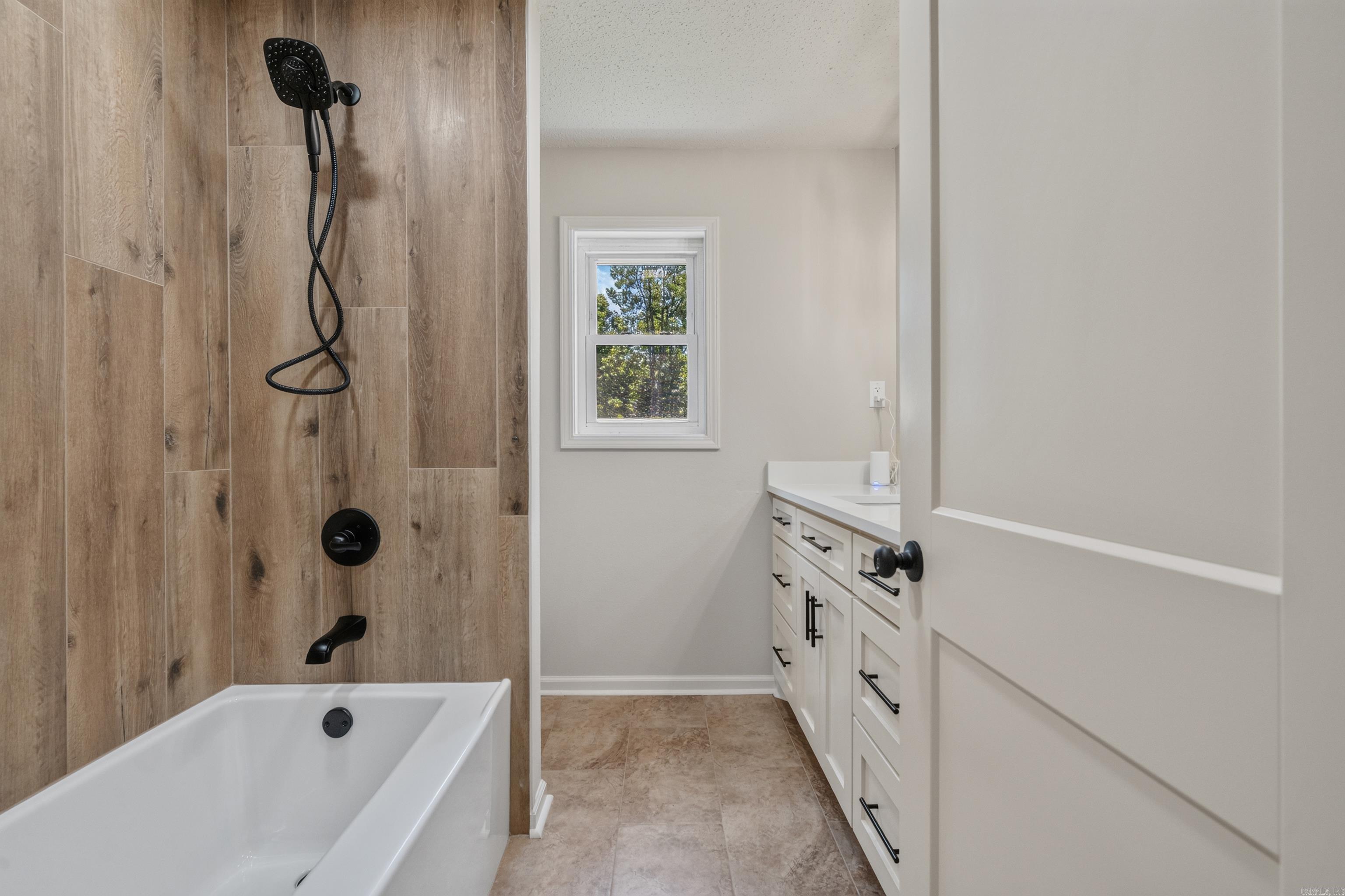 6 Concord Cir Property Photo 24