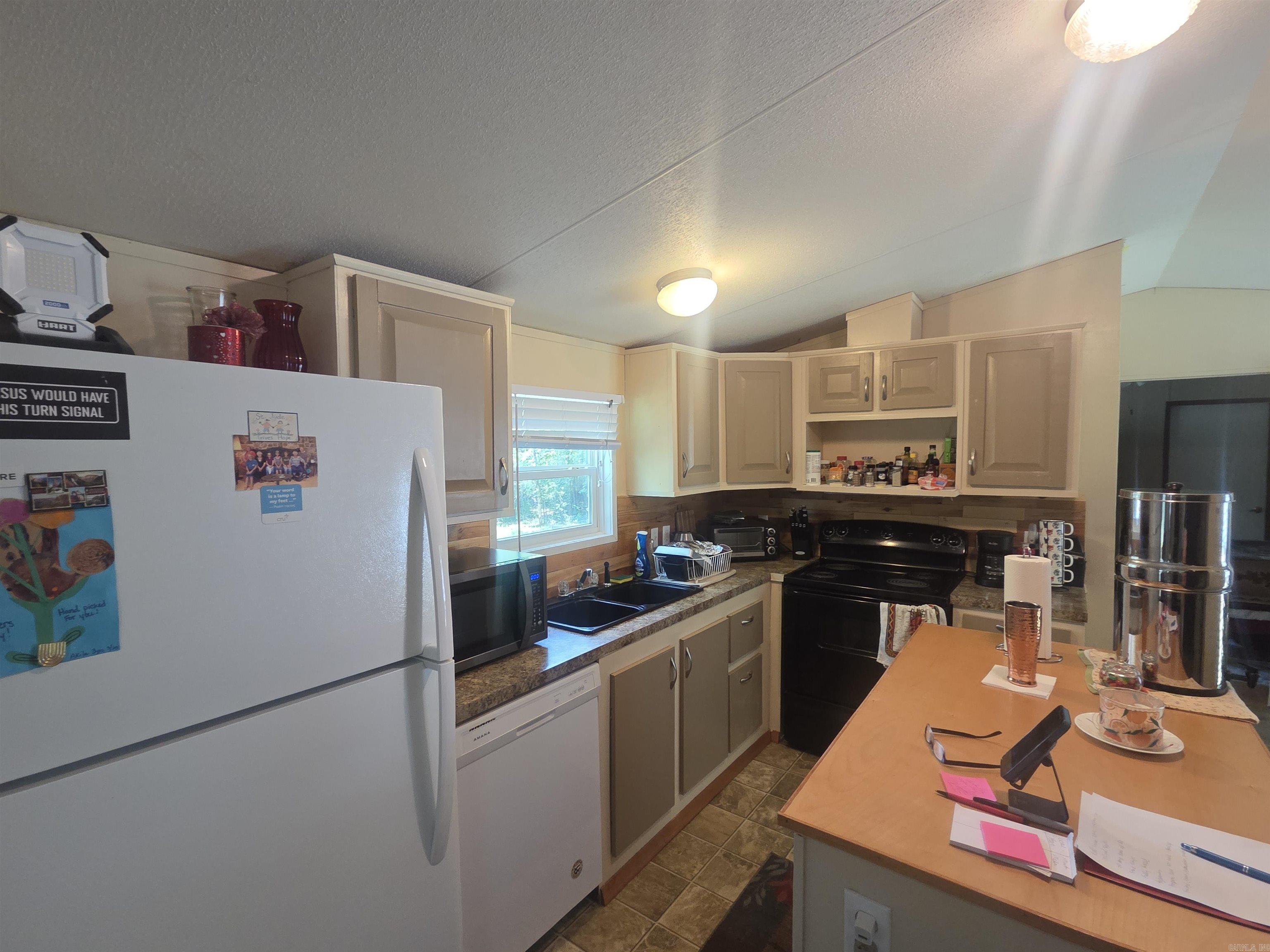 125 Gardenia Lane Property Photo 8