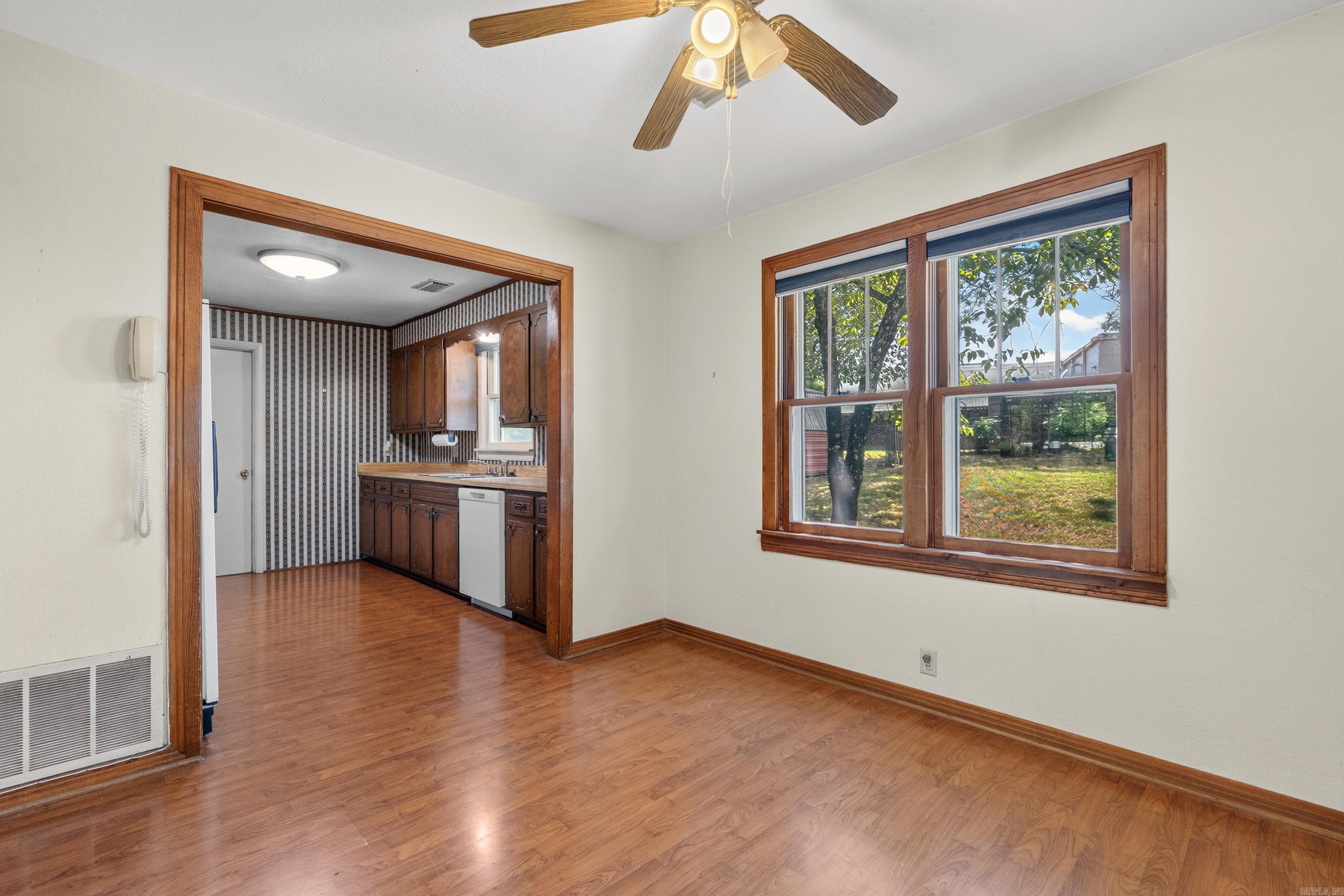 308 Freeman Street Property Photo 8