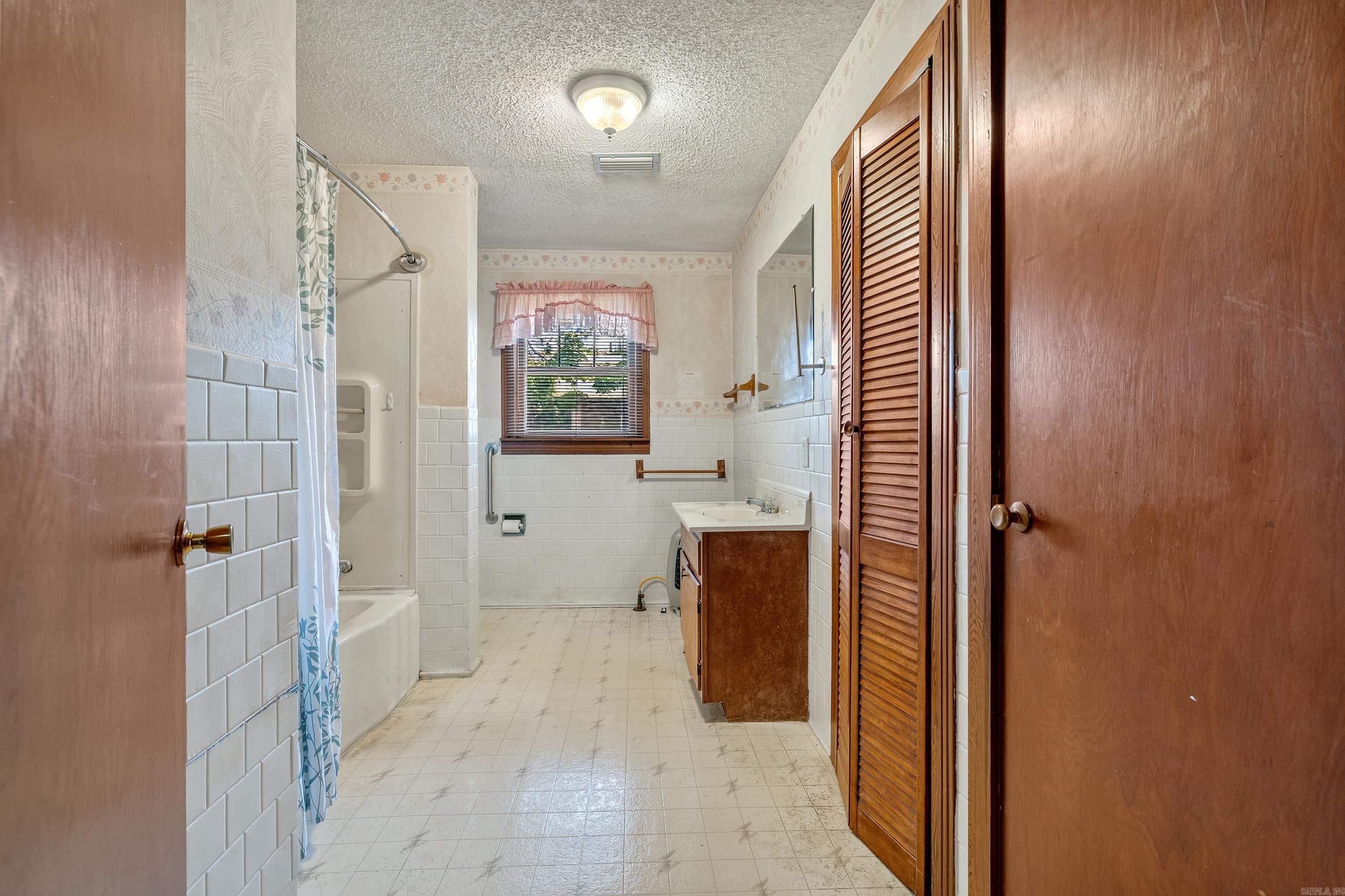 308 Freeman Street Property Photo 18