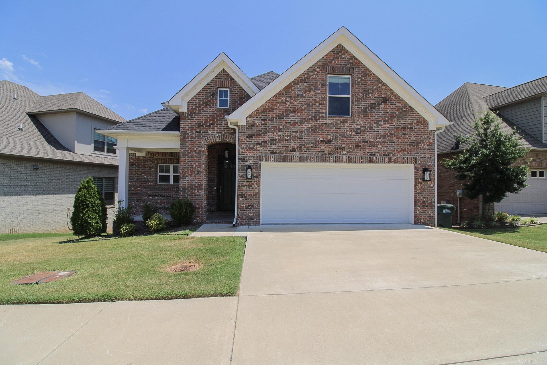 1050 Edinburgh Drive Property Photo 1