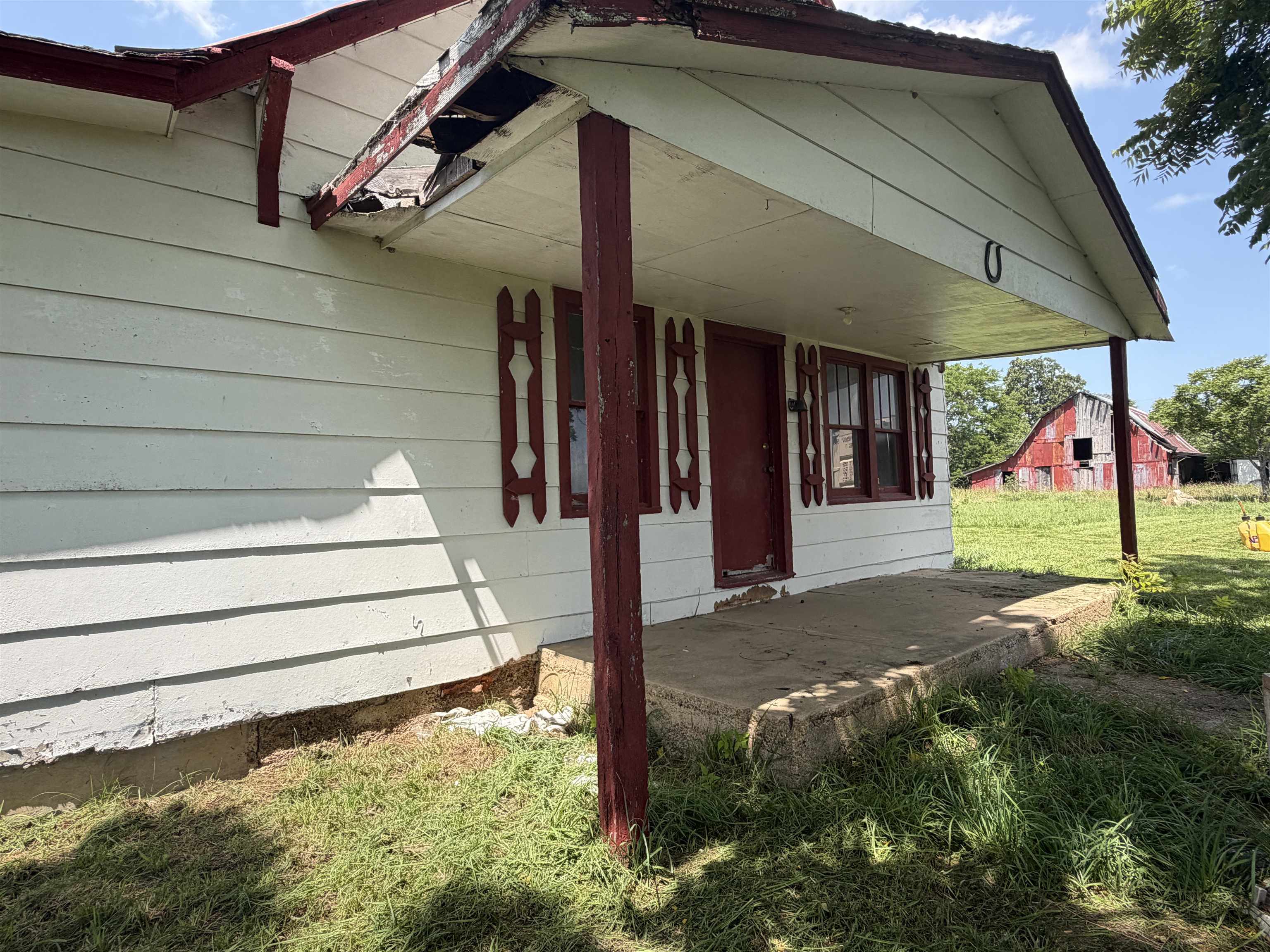 100 Republican Road Property Photo 12