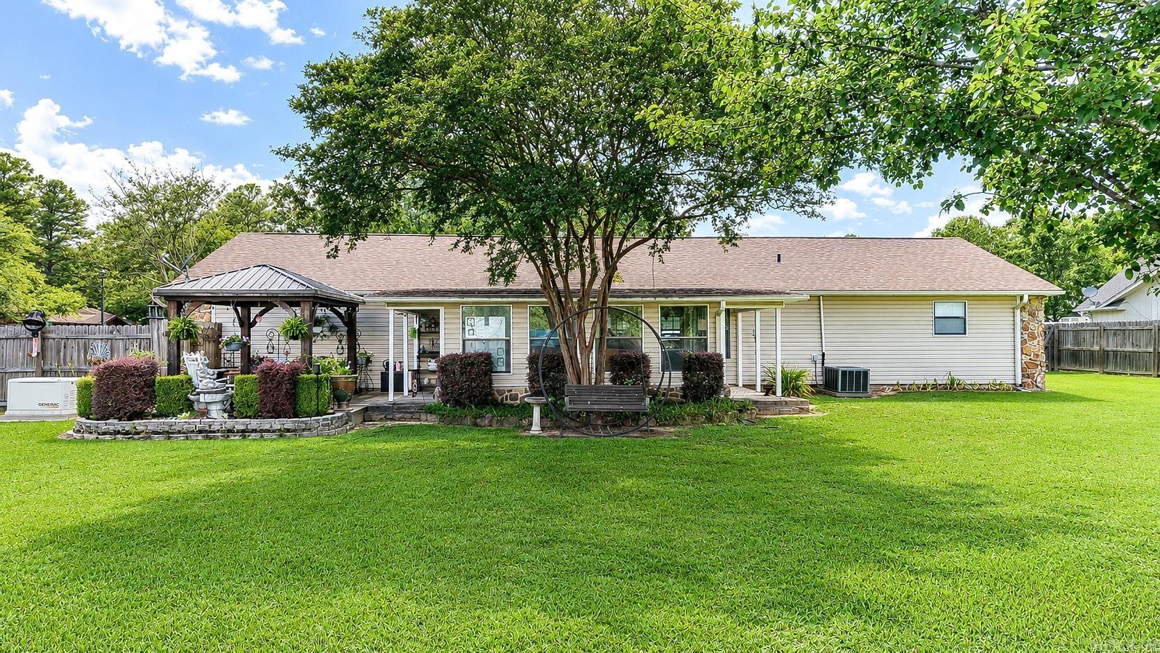 821 Green Oaks Property Photo 36