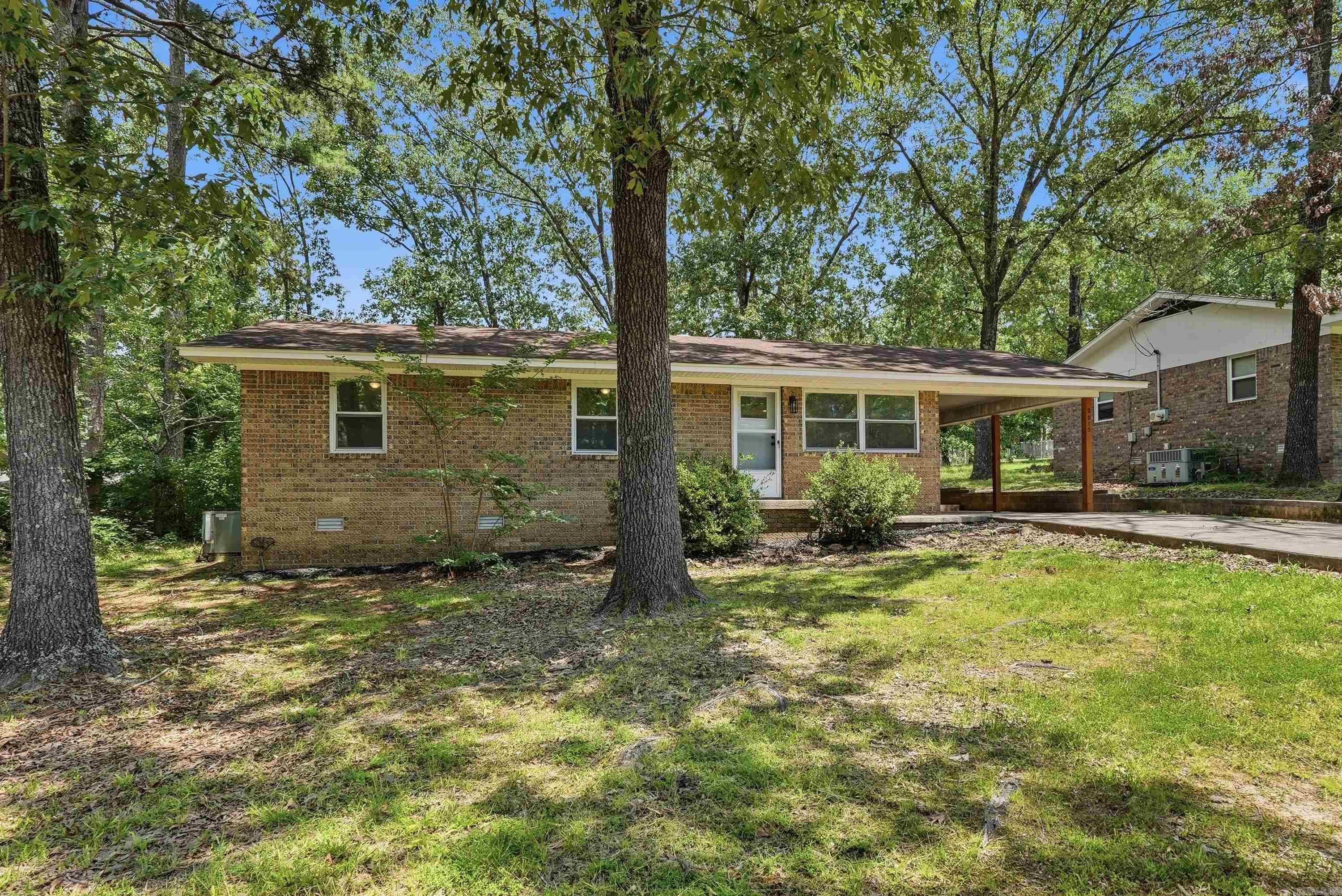 2015 Yamania Way Property Photo 2