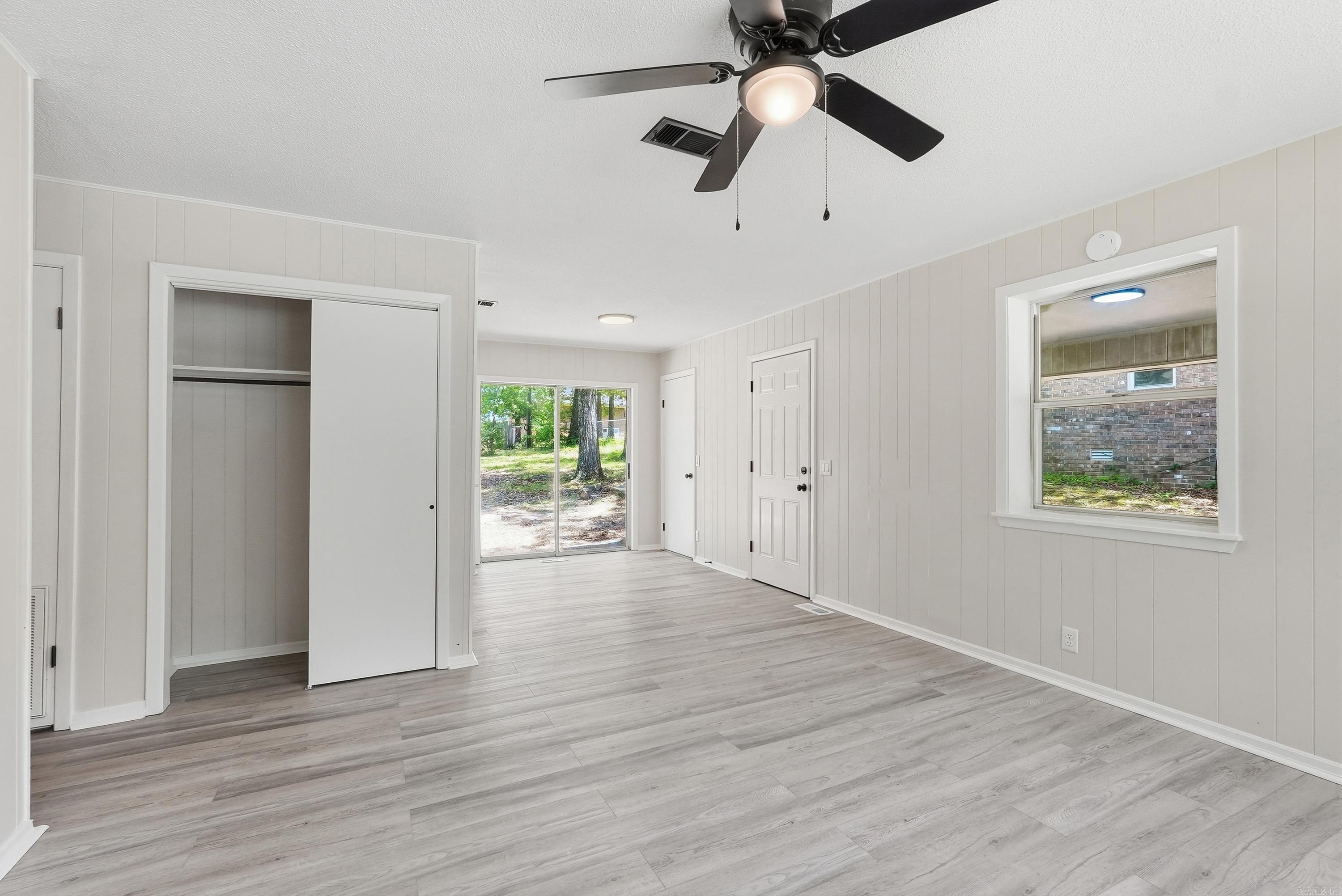 2015 Yamania Way Property Photo 3