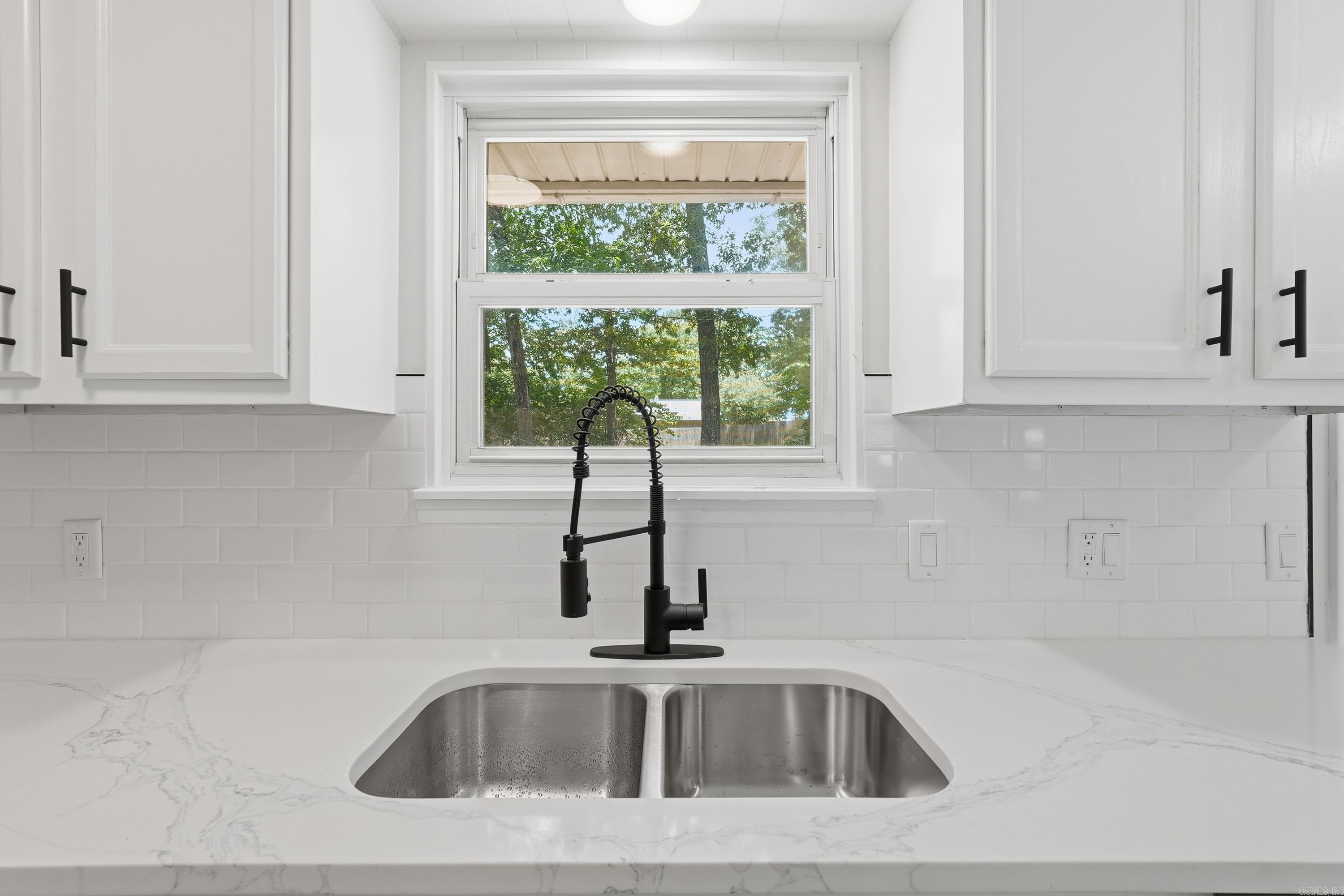 2015 Yamania Way Property Photo 8