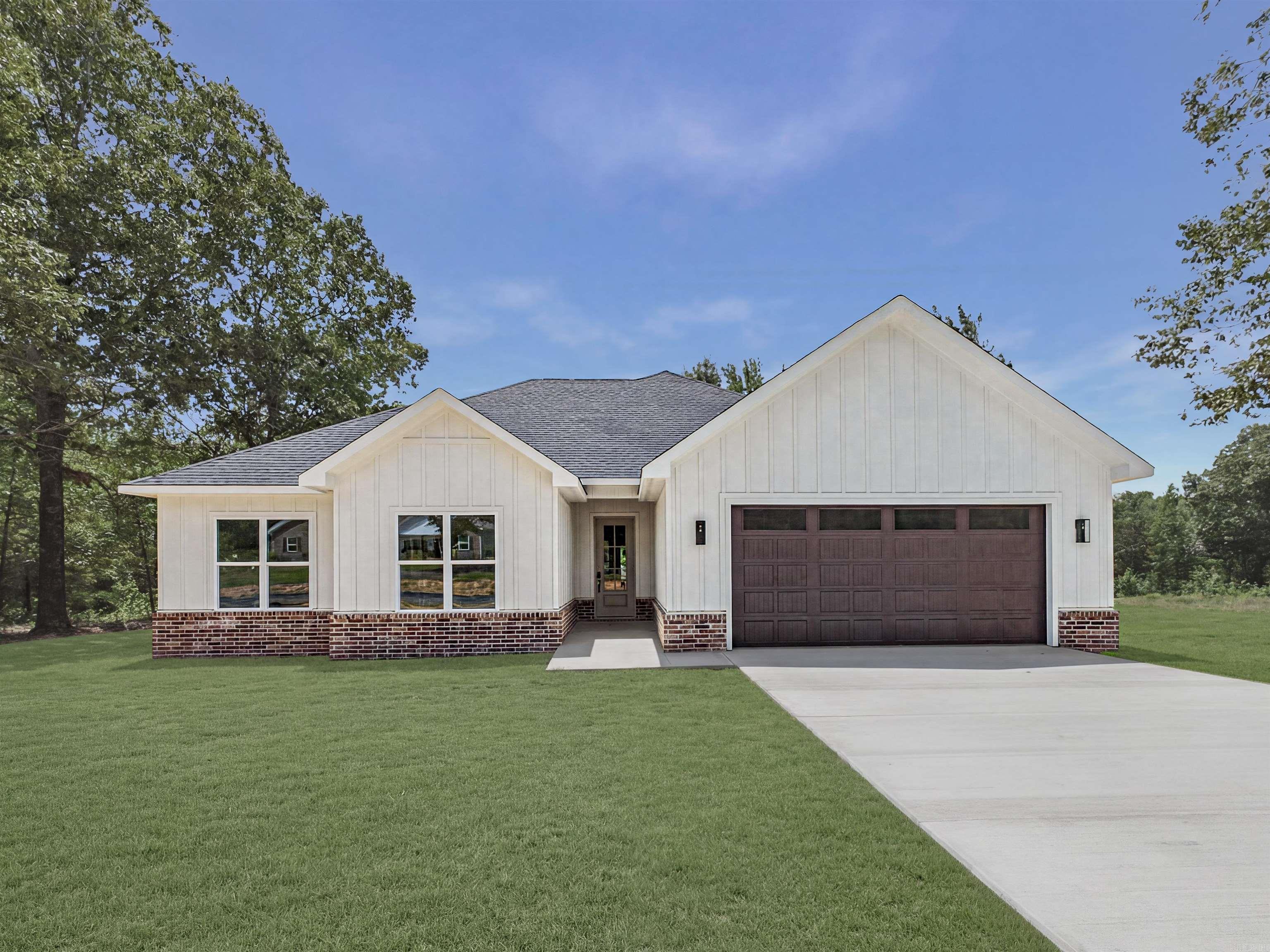 161 Coby Lane Property Photo 1